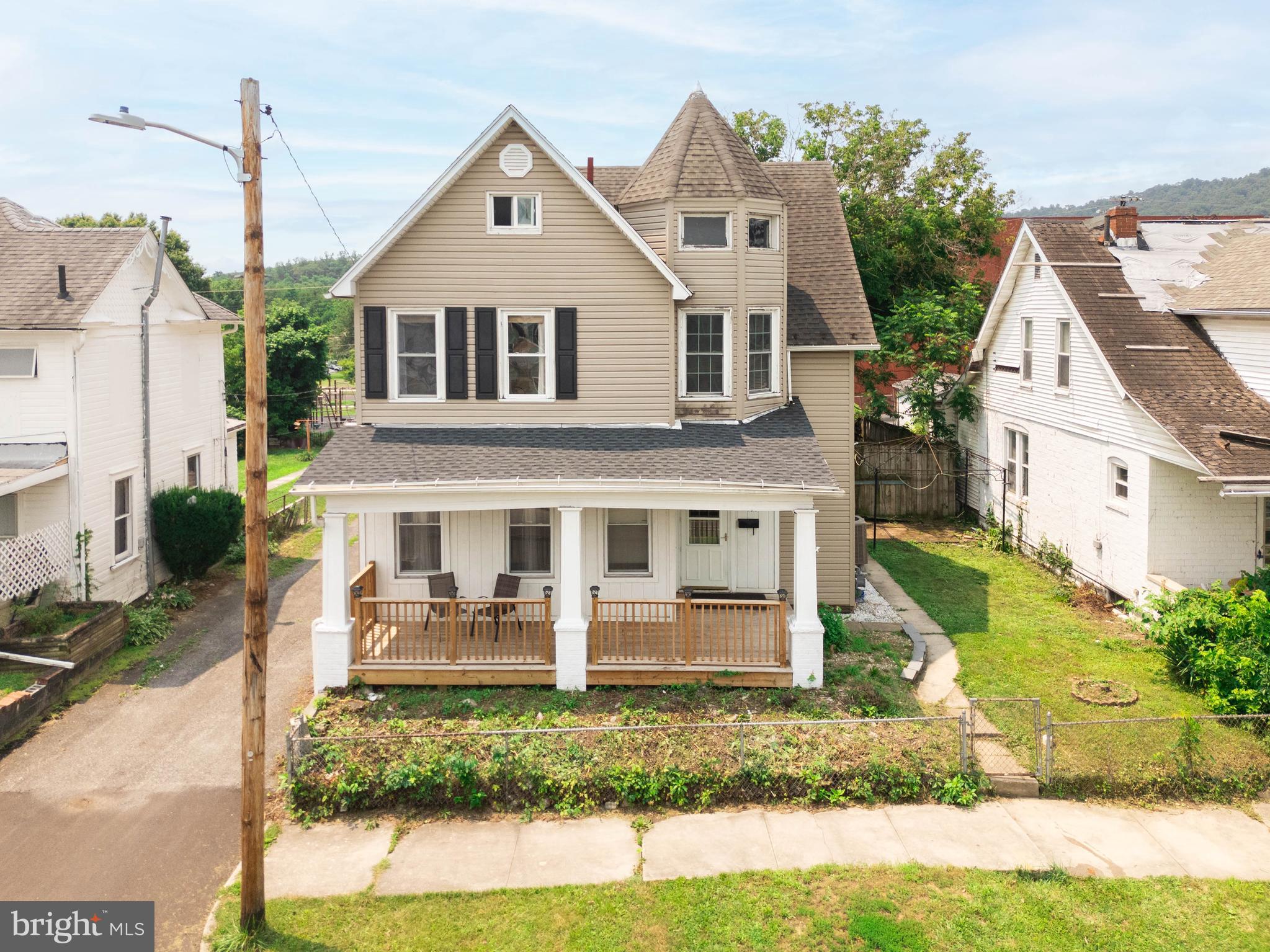 SOUTH END - Residential