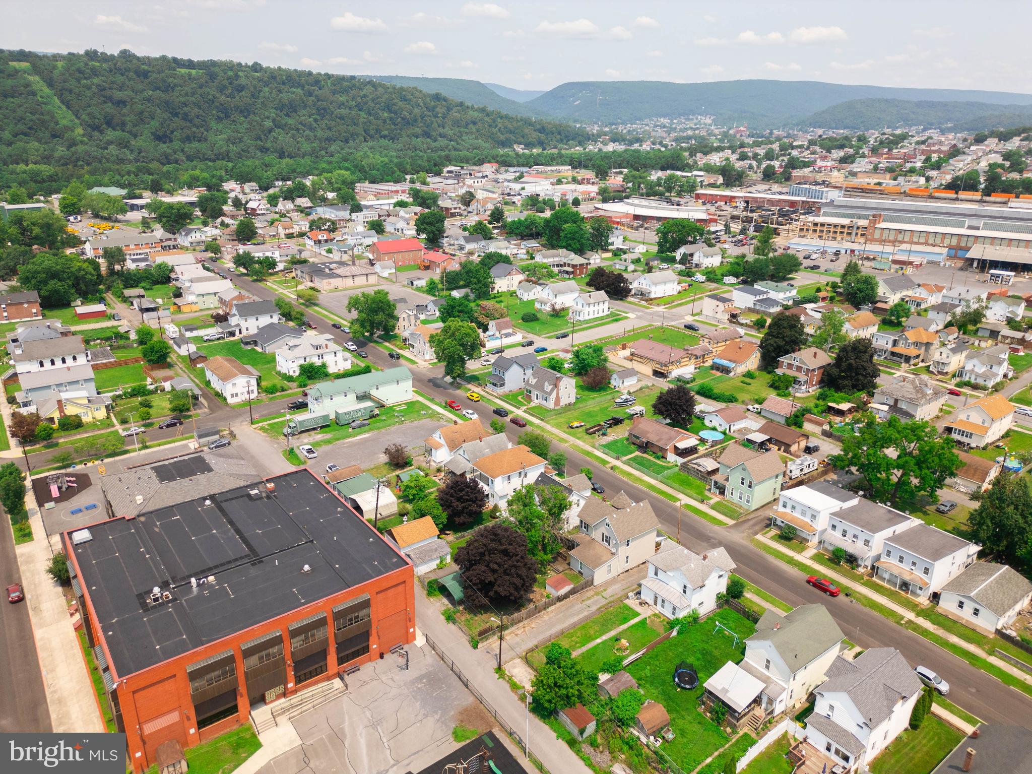 SOUTH END - Residential