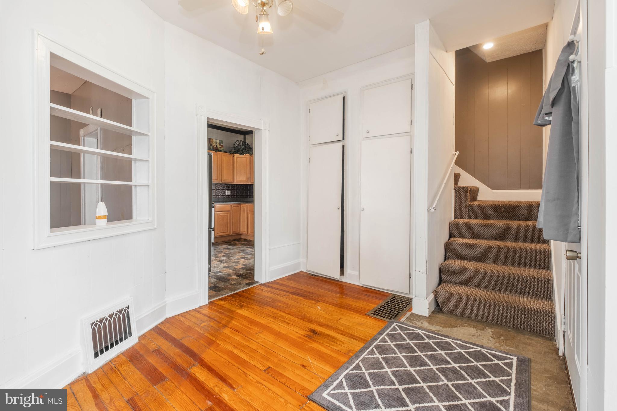 SOUTH END - Residential