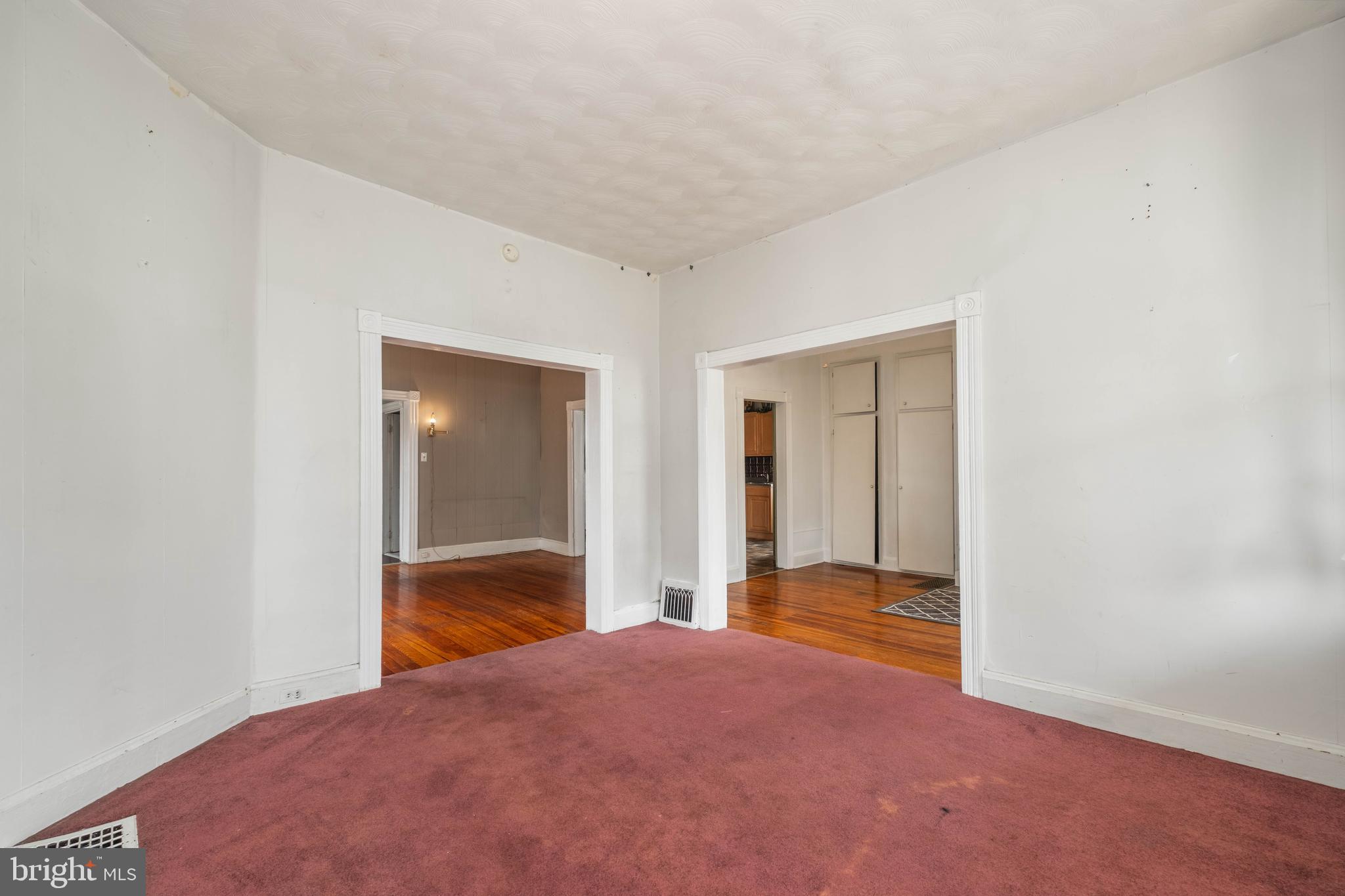 SOUTH END - Residential
