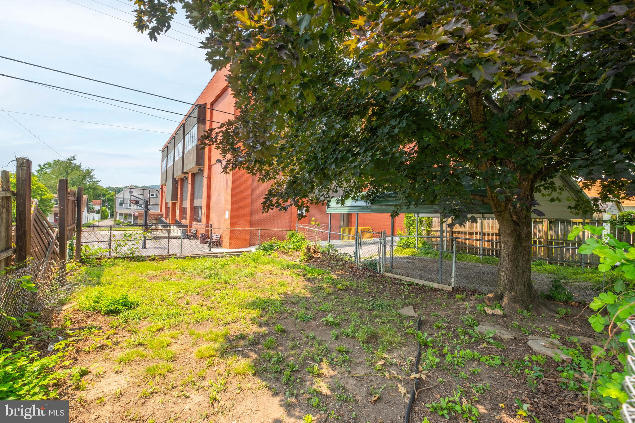 SOUTH END - Residential