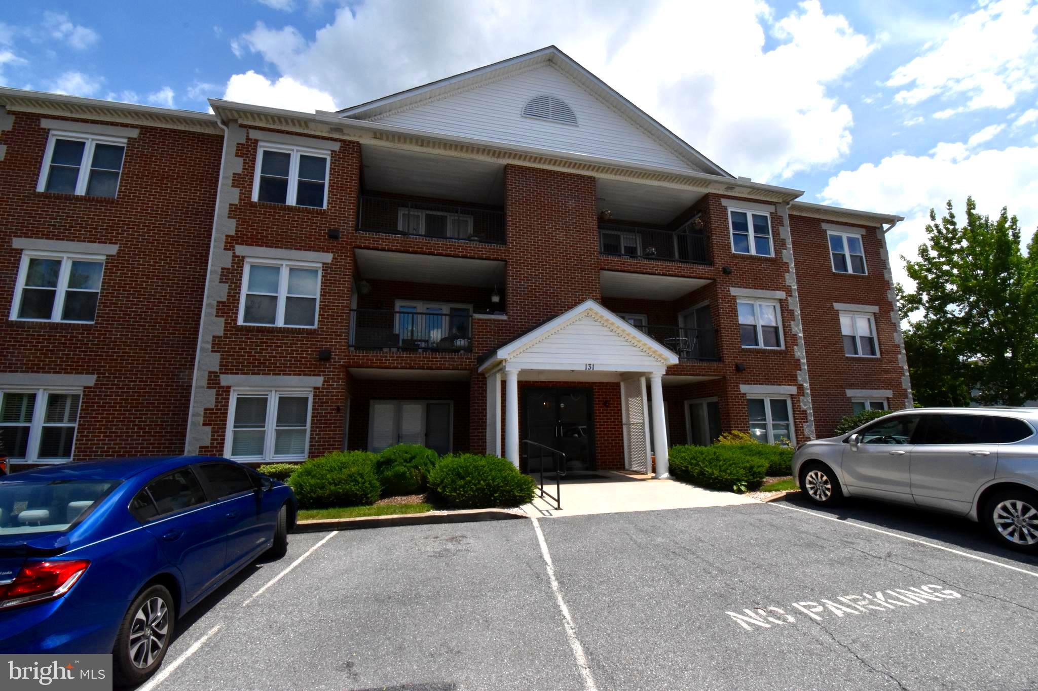 ALBERT COURTS - Residential