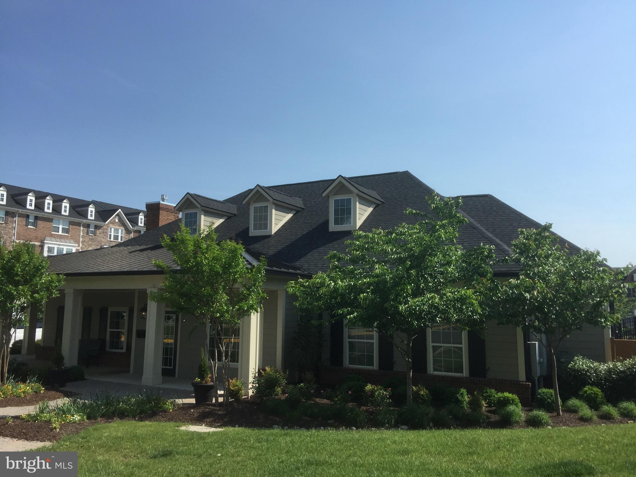 EAST GATE CONDOMINIUMS - Residential