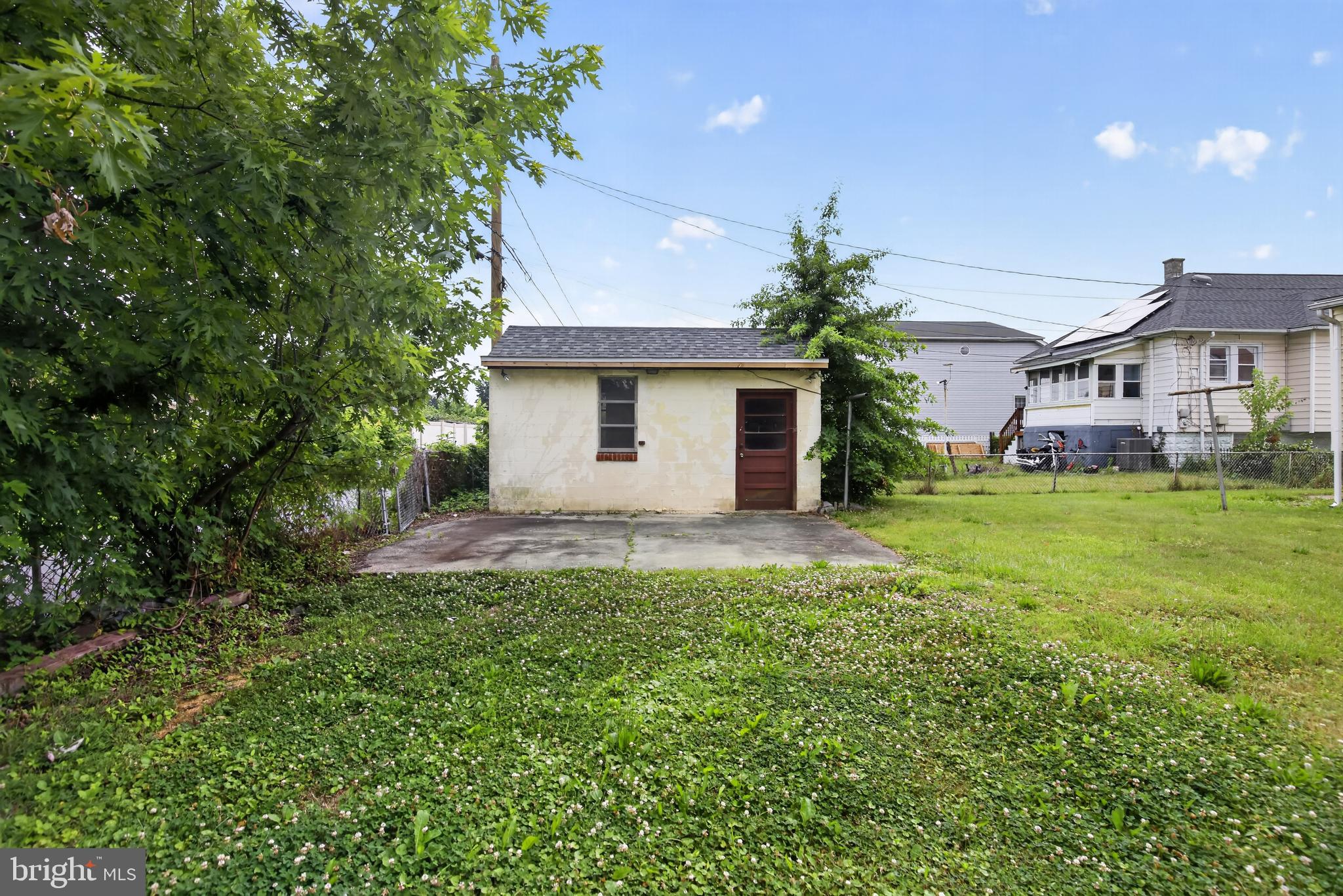 ROLAND TERRACE - Residential
