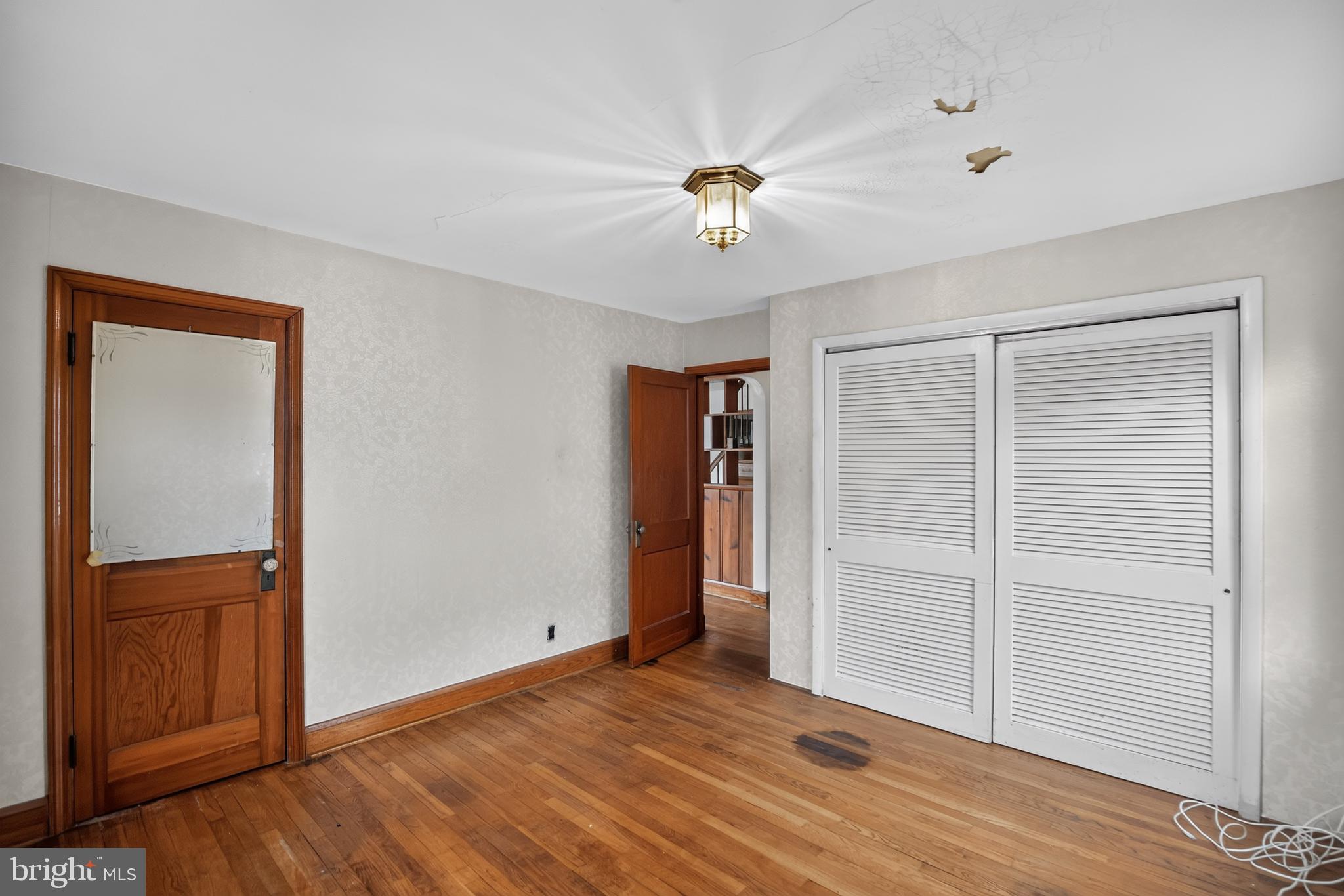 ROLAND TERRACE - Residential