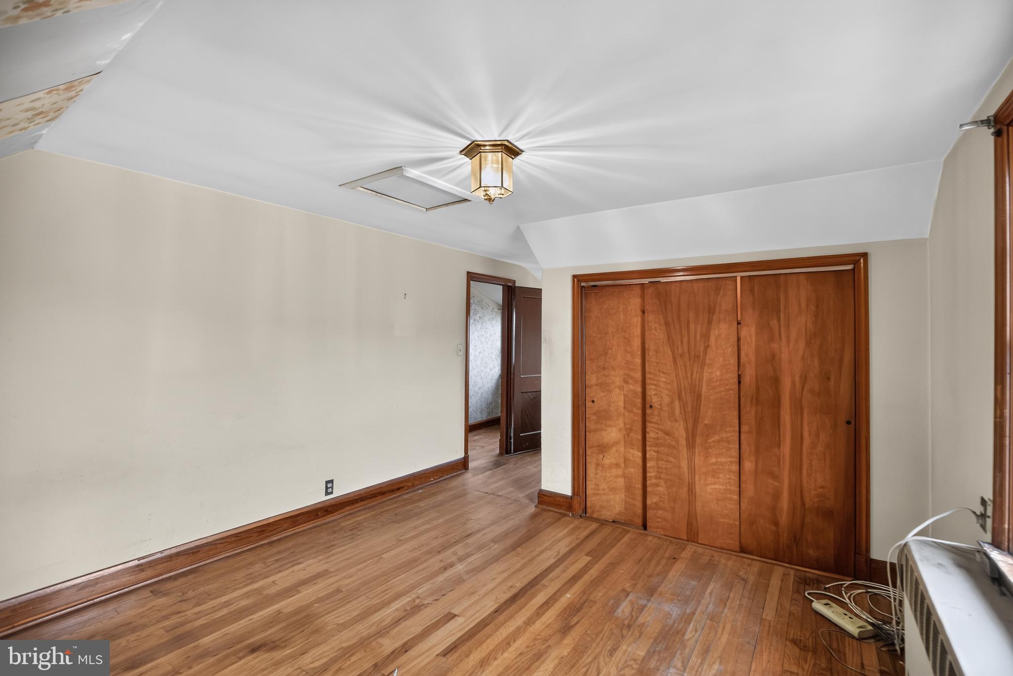 ROLAND TERRACE - Residential