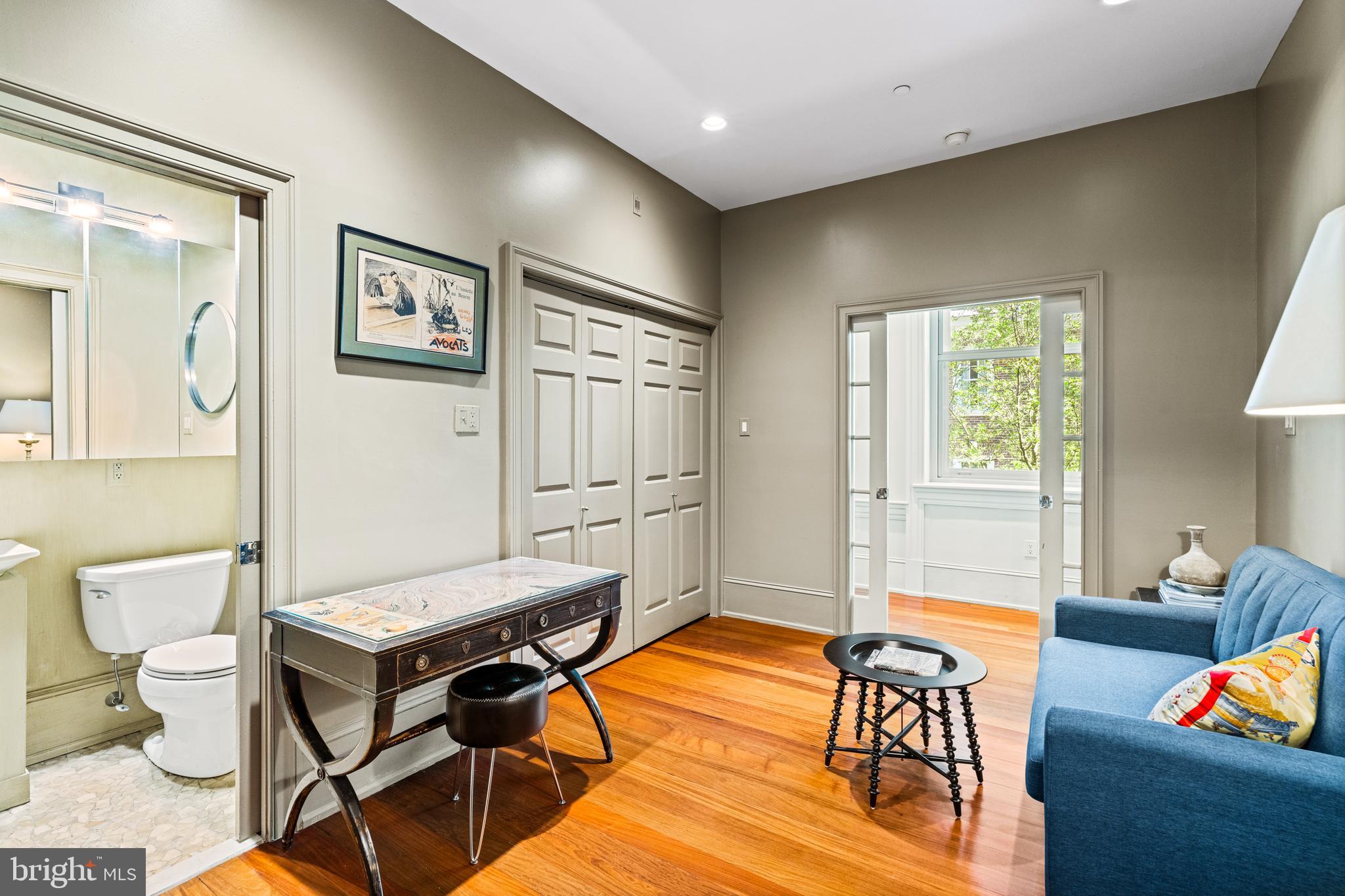 RITTENHOUSE SQUARE - Residential