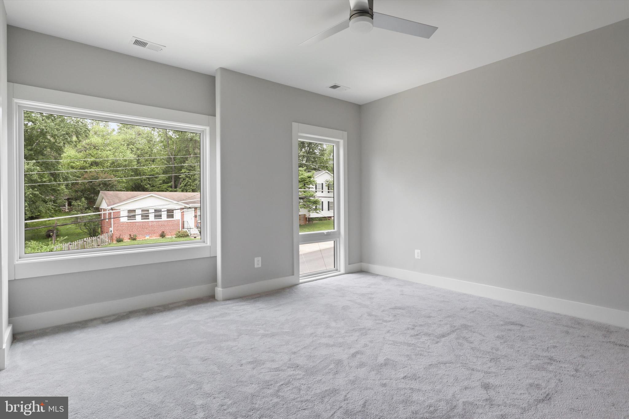 VIENNA WOODS - Residential