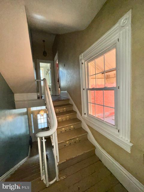 LEWISTOWN BORO - Residential