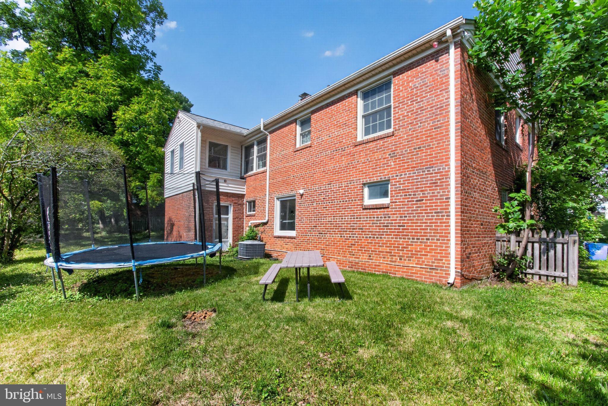 PINEHURST VILLAGE - Residential