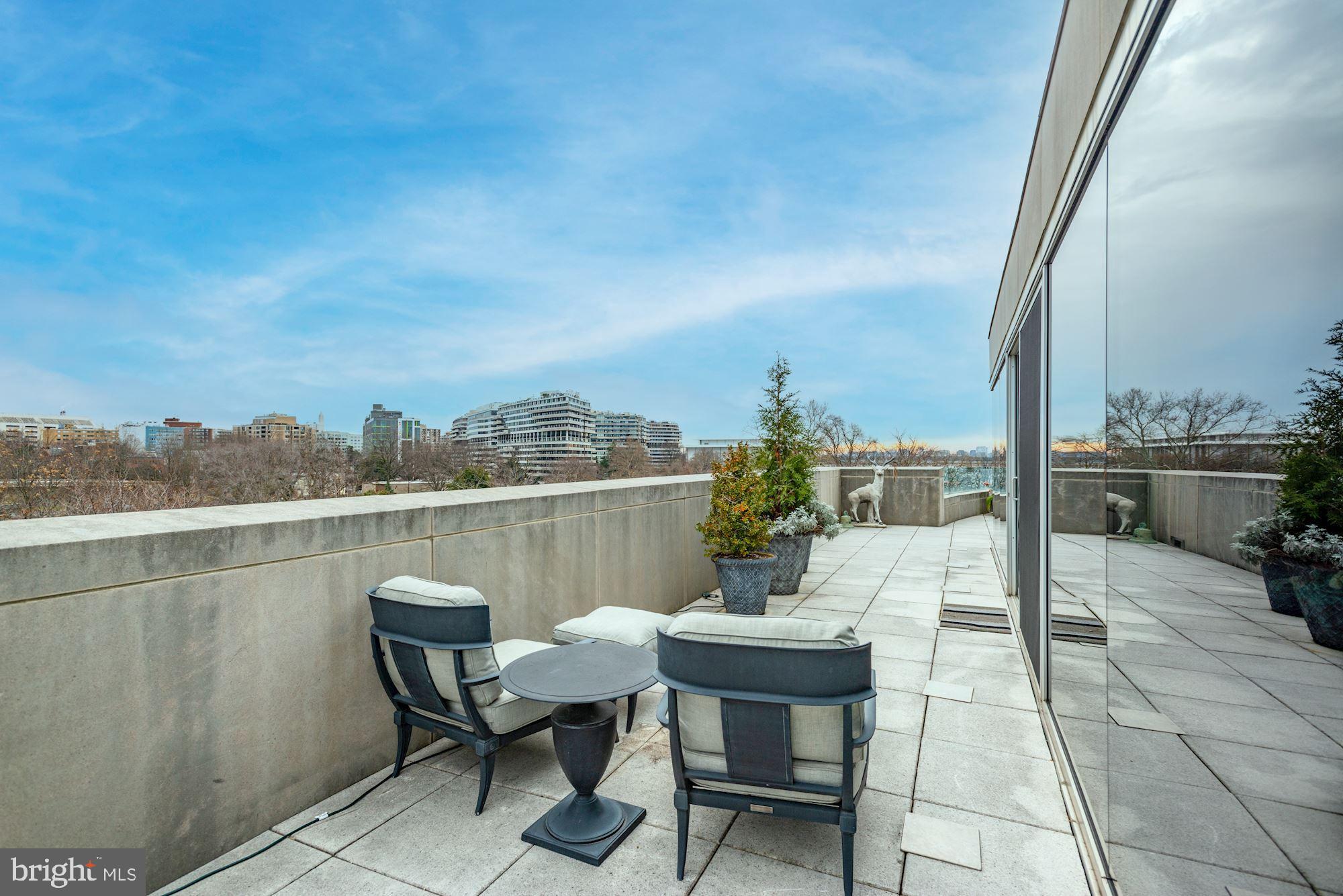 GEORGETOWN - Residential