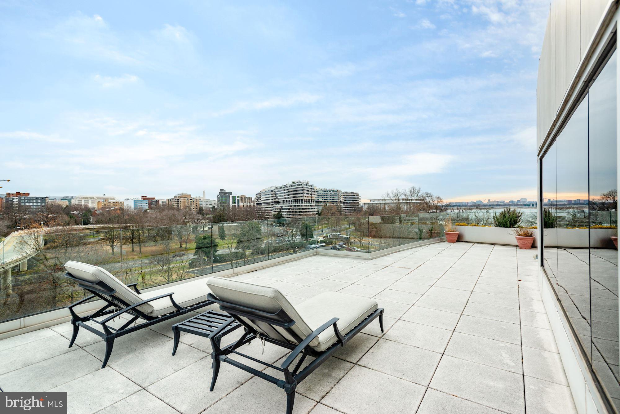 GEORGETOWN - Residential
