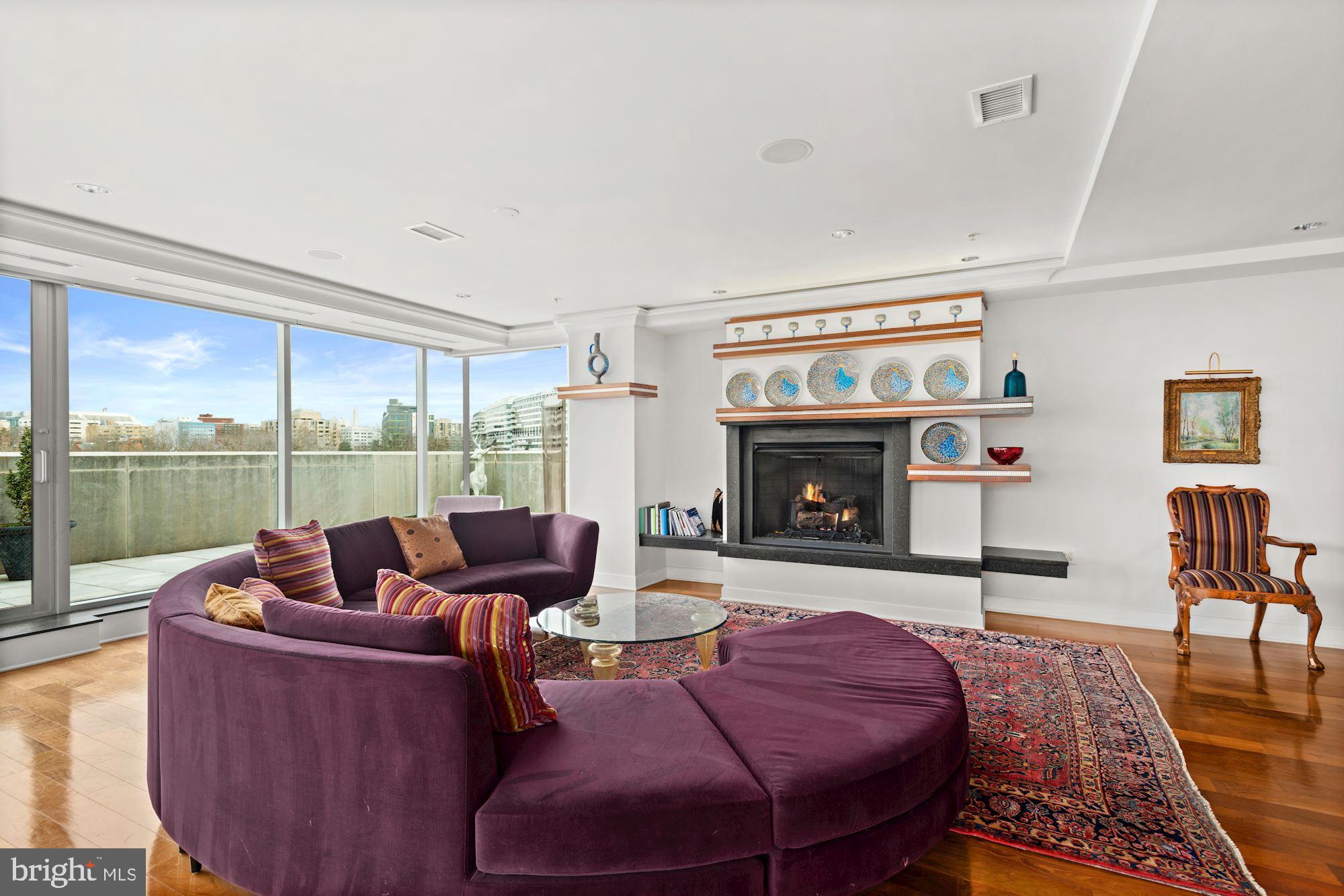 GEORGETOWN - Residential
