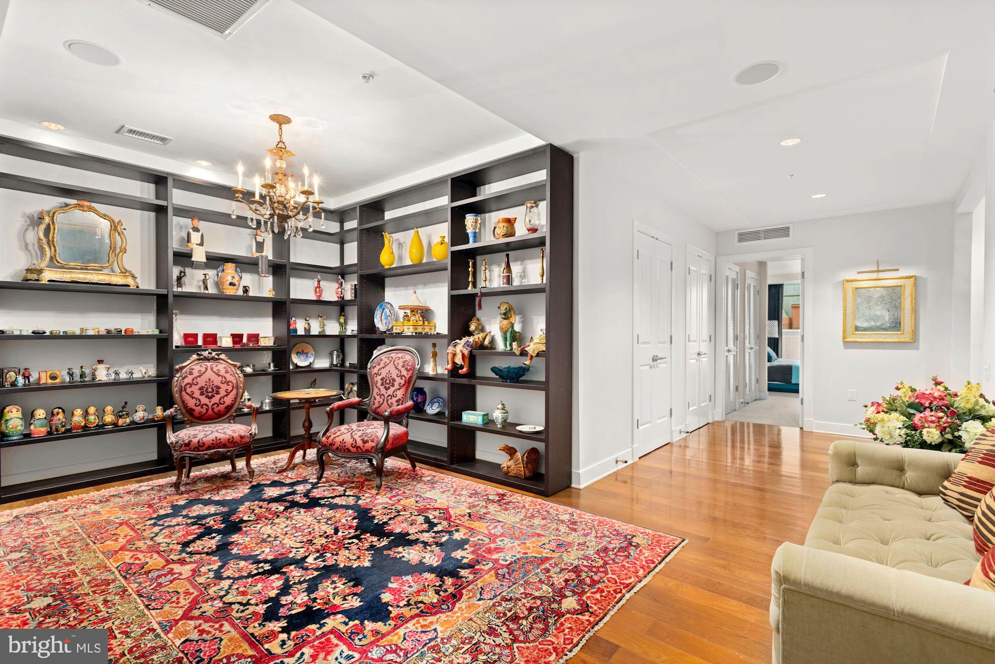 GEORGETOWN - Residential