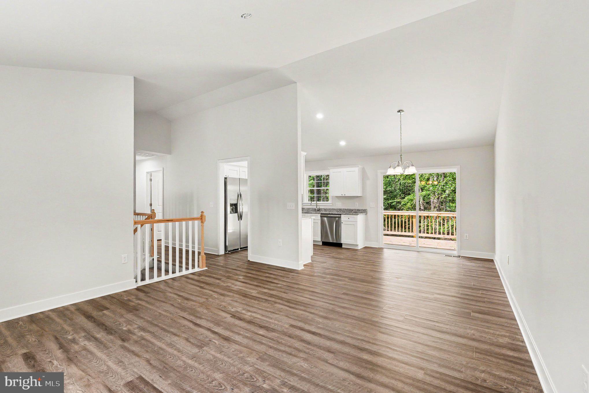 WESTMORELAND SHORES - Residential