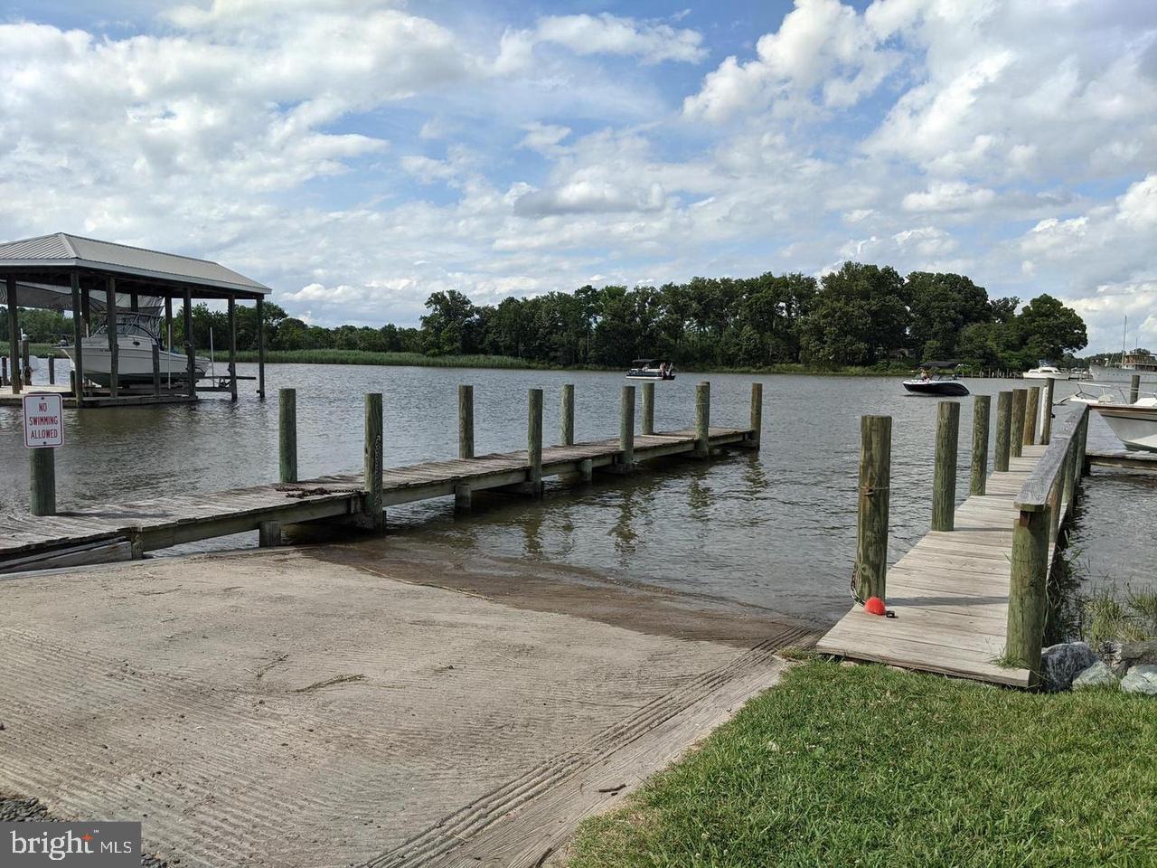 WESTMORELAND SHORES - Residential