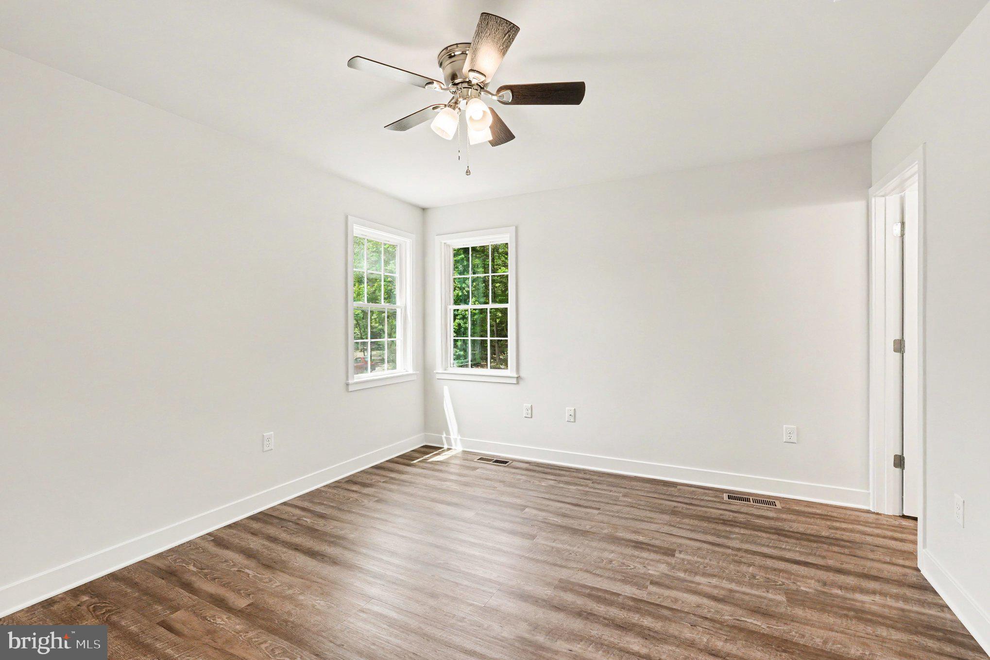 WESTMORELAND SHORES - Residential