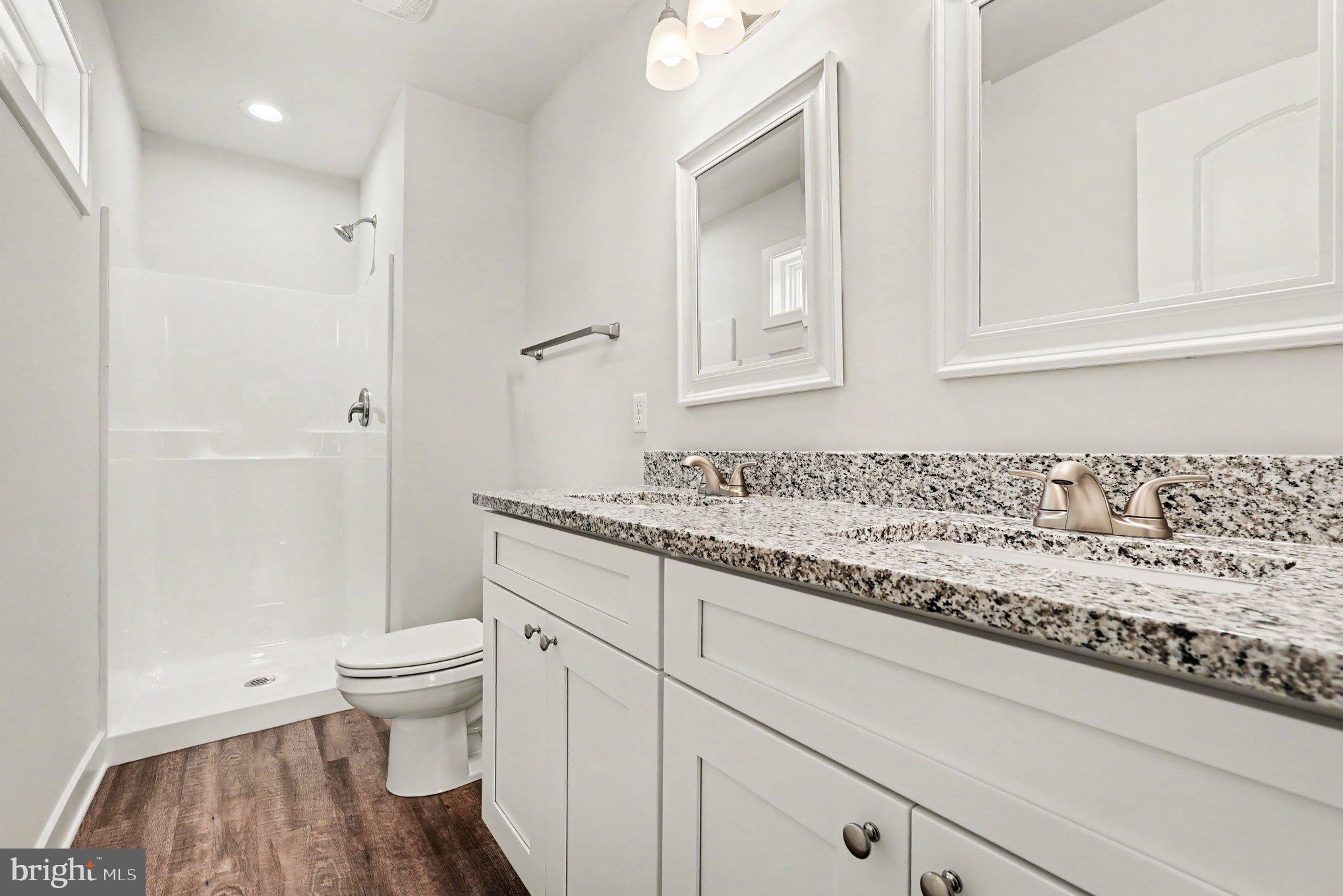 WESTMORELAND SHORES - Residential