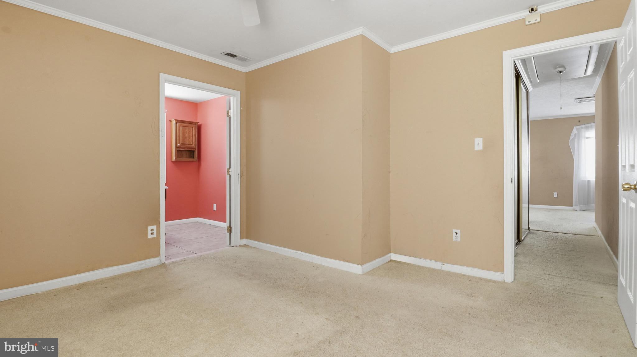 SOUTHLAWN - Residential