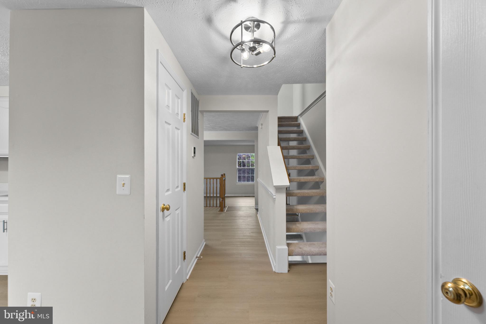 ASHBURN VILLAGE - Residential