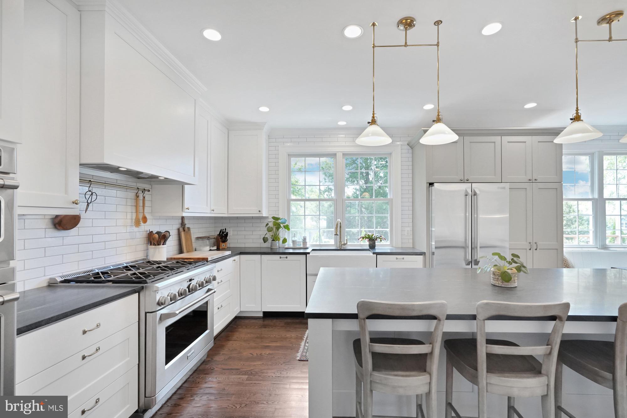 BERKSHIRE OAKWOOD - Residential