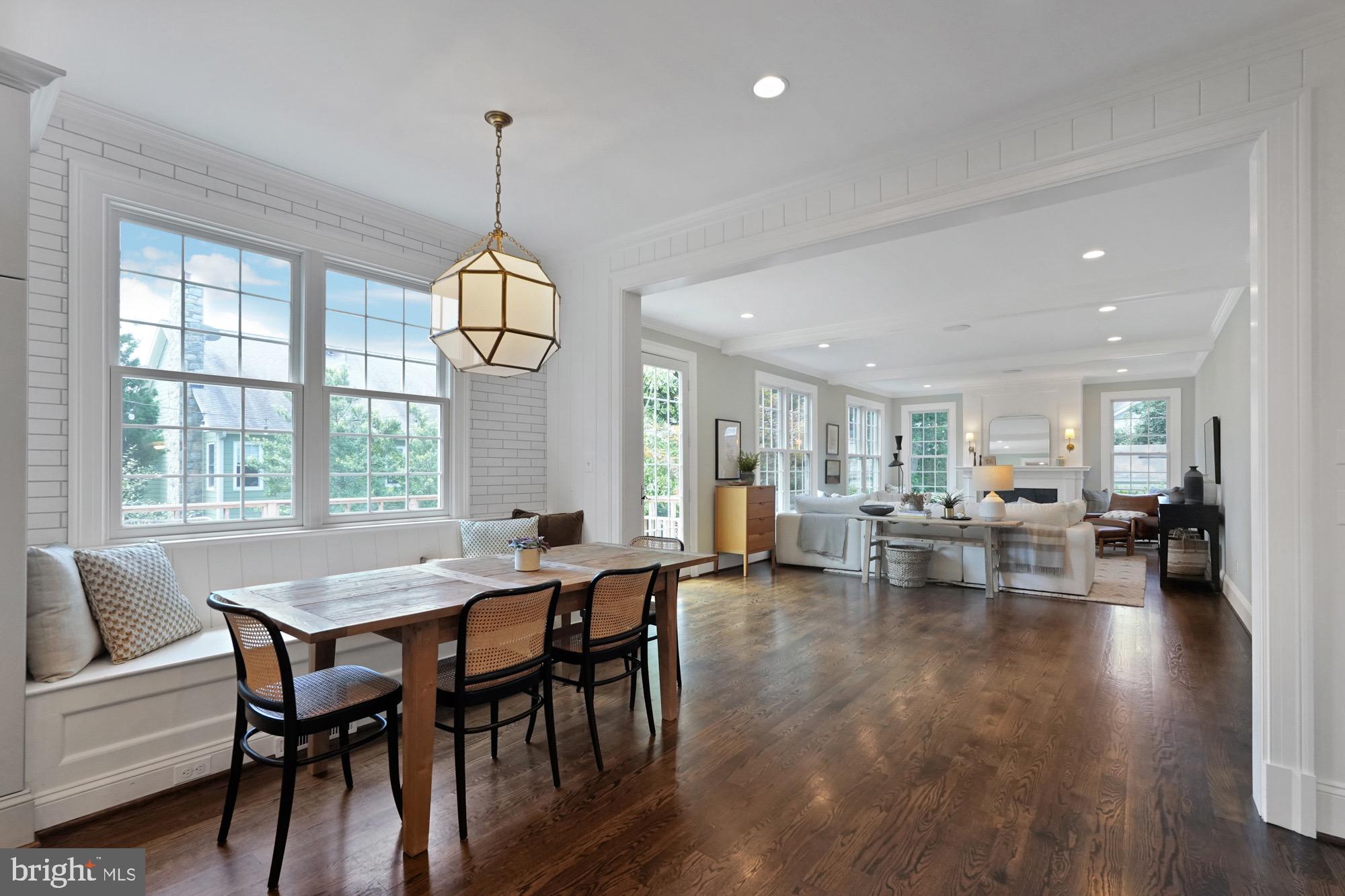 BERKSHIRE OAKWOOD - Residential