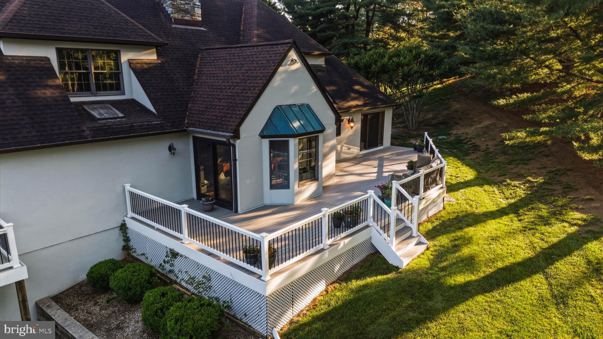 OVERLOOK - Residential