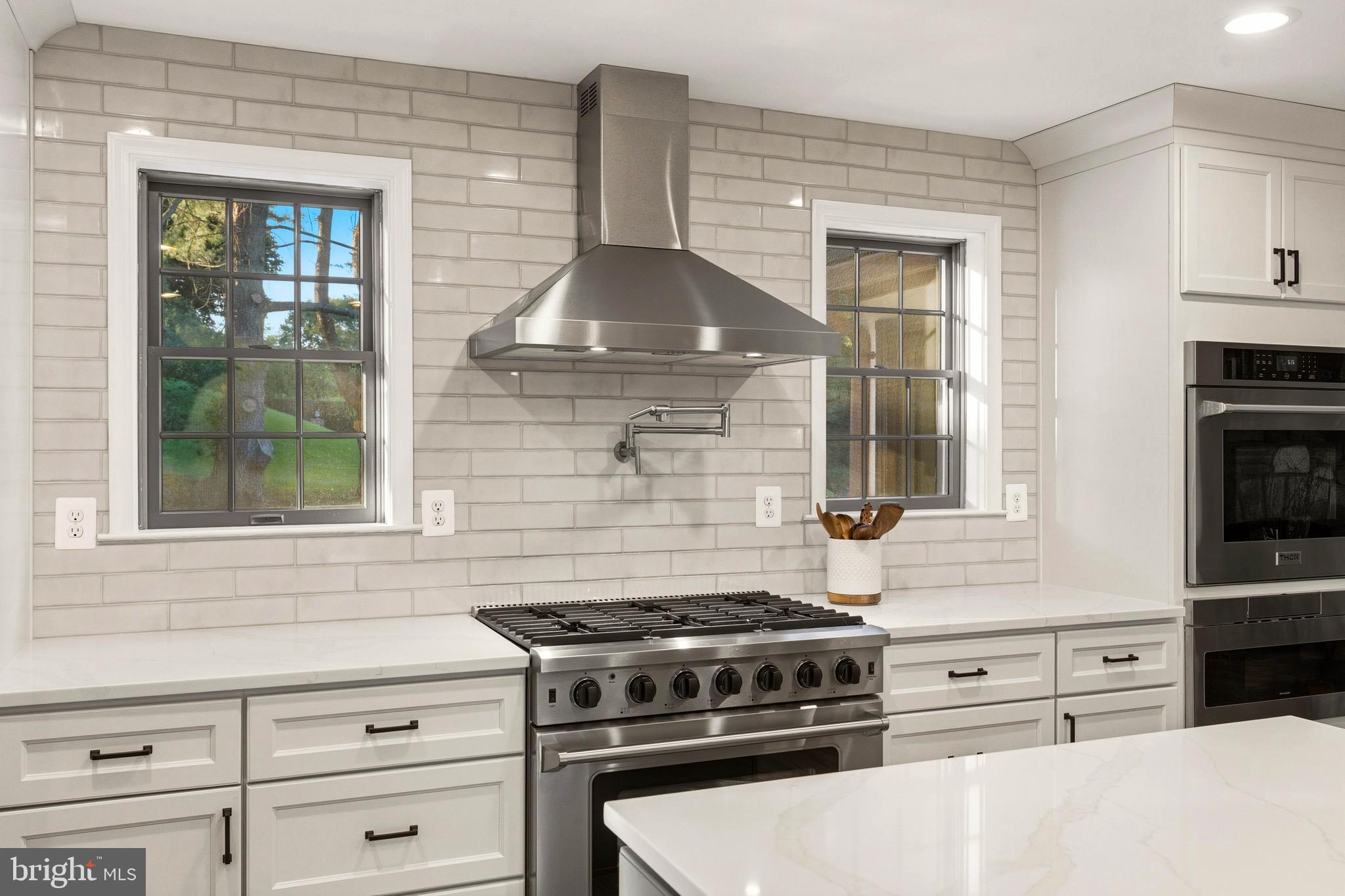 OVERLOOK - Residential