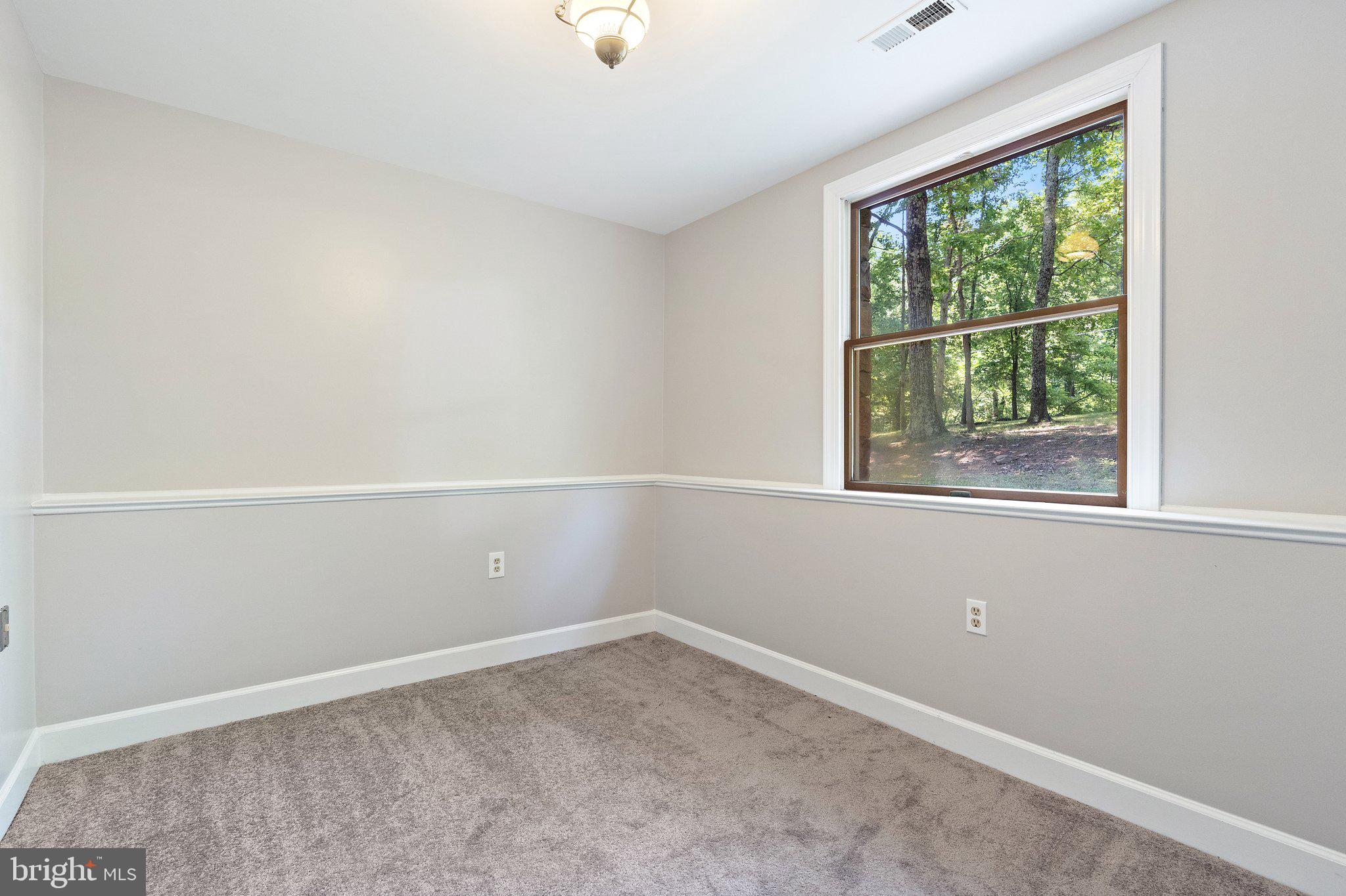 LINCOLN ACRES - Residential