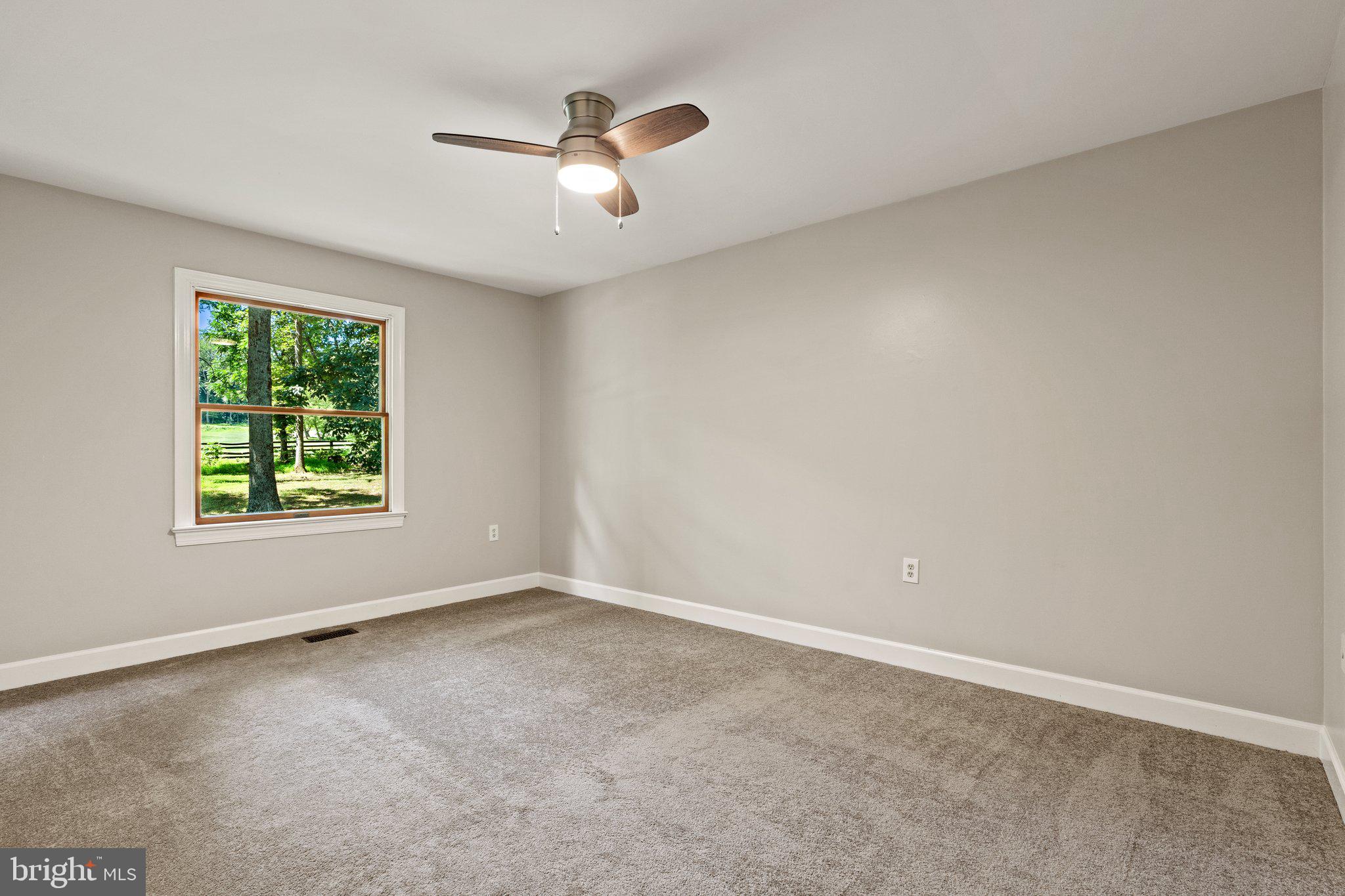 LINCOLN ACRES - Residential