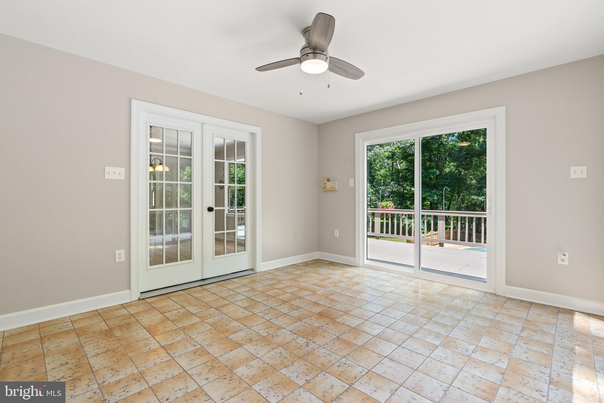 LINCOLN ACRES - Residential