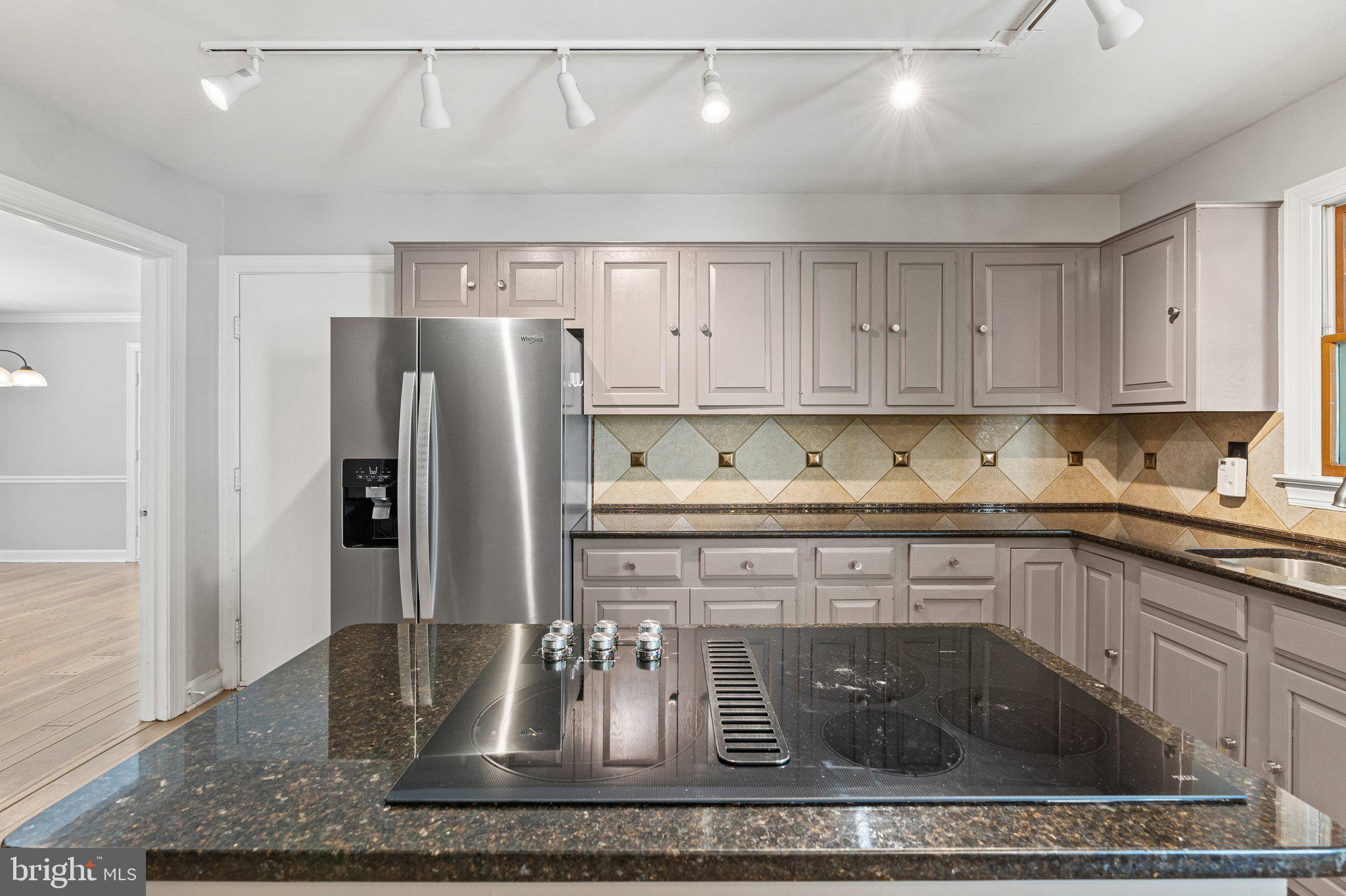LINCOLN ACRES - Residential