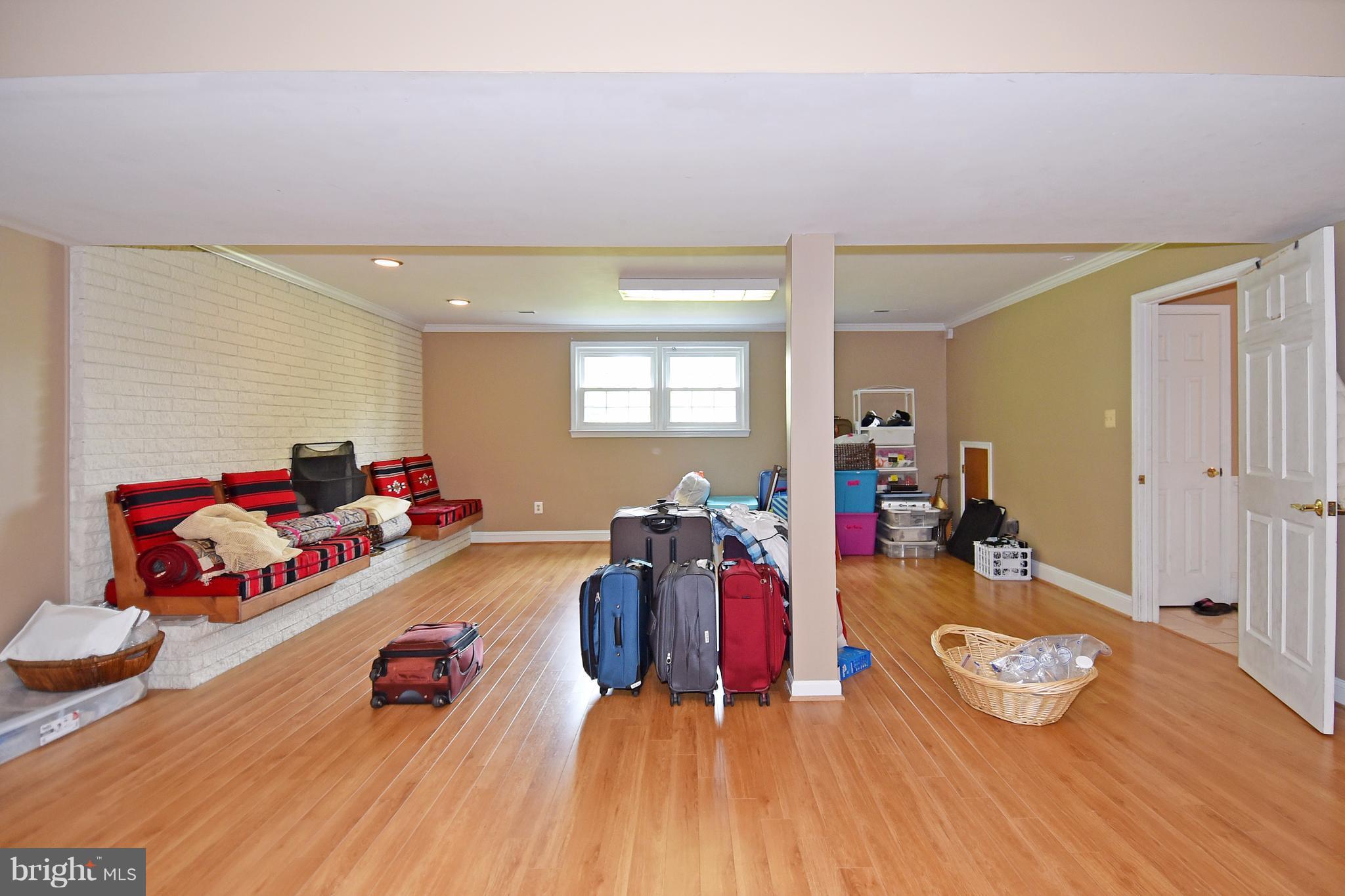KIELS GARDENS - Residential Lease