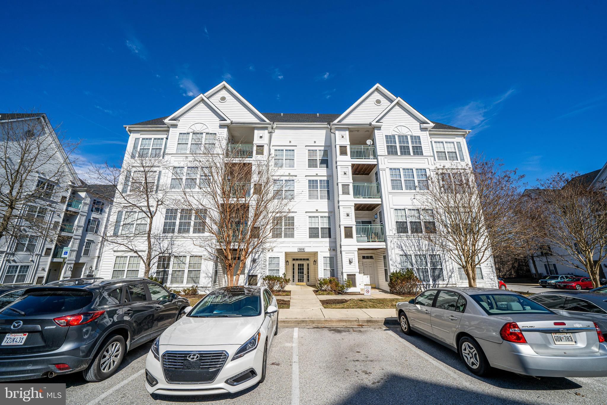 NOW AVAILABLE!!!SPECTACULAR 1 BEDROOM 1.5 BATH GROUND LEVEL CONDO. MOVE RIGHT IN AND ENJOY ALL THE BENEFITS OFFERED BY THIS GREAT COMMUNITY AND SUPERB LOCATION. LOCATED JUST MINUTES FROM RT 50, 301, AND A SHORT WALK TO BOWIE TOWN CENTER. YOU NEVER HAVE TO GET IN A CAR TO ENJOY SHOPPING, DINING, AND ENTERTAINMENT. SITUATED ON A QUIET CUL-DE-SAC NEXT TO CENTENNIAL PARK WHERE YOU’LL FIND THE LAKE, WALKING PATHS, PLAYGROUNDS, AND MORE. INSIDE THE UNIT FEATURES AN OPEN KITCHEN, FRONT LOADING WASHER/DRYER, ½ BATH FOR GUESTS, AND A HUGE OWNER’S SUITE WITH A FULL BATH. THE COMMUNITY ITSELF OFFERS PLENTY OF PARKING, TOT LOTS, AND A POOL. DON’T MISS THIS GREAT OPPORTUNITY!