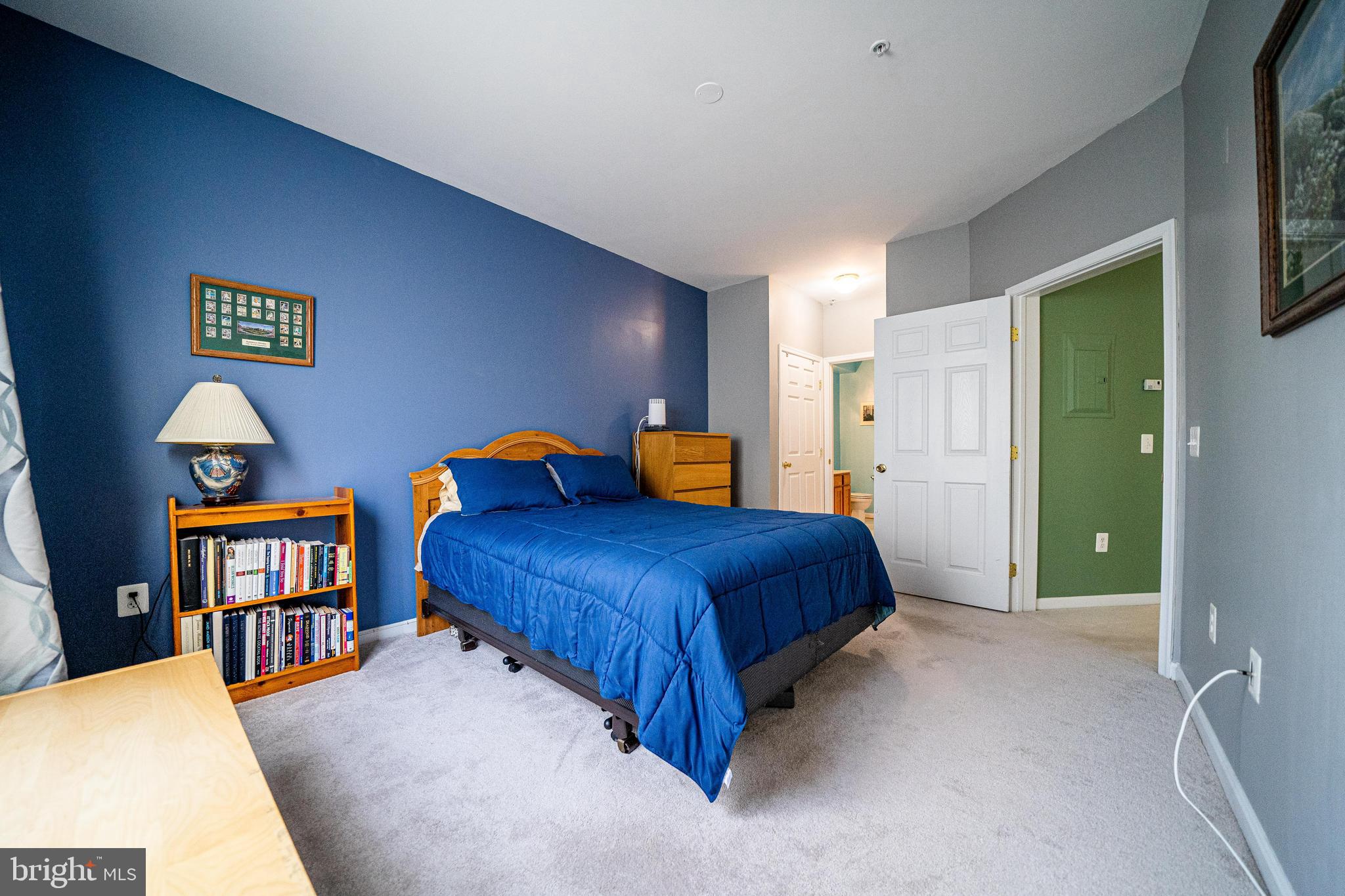 BOWIE TOWERS - Residential
