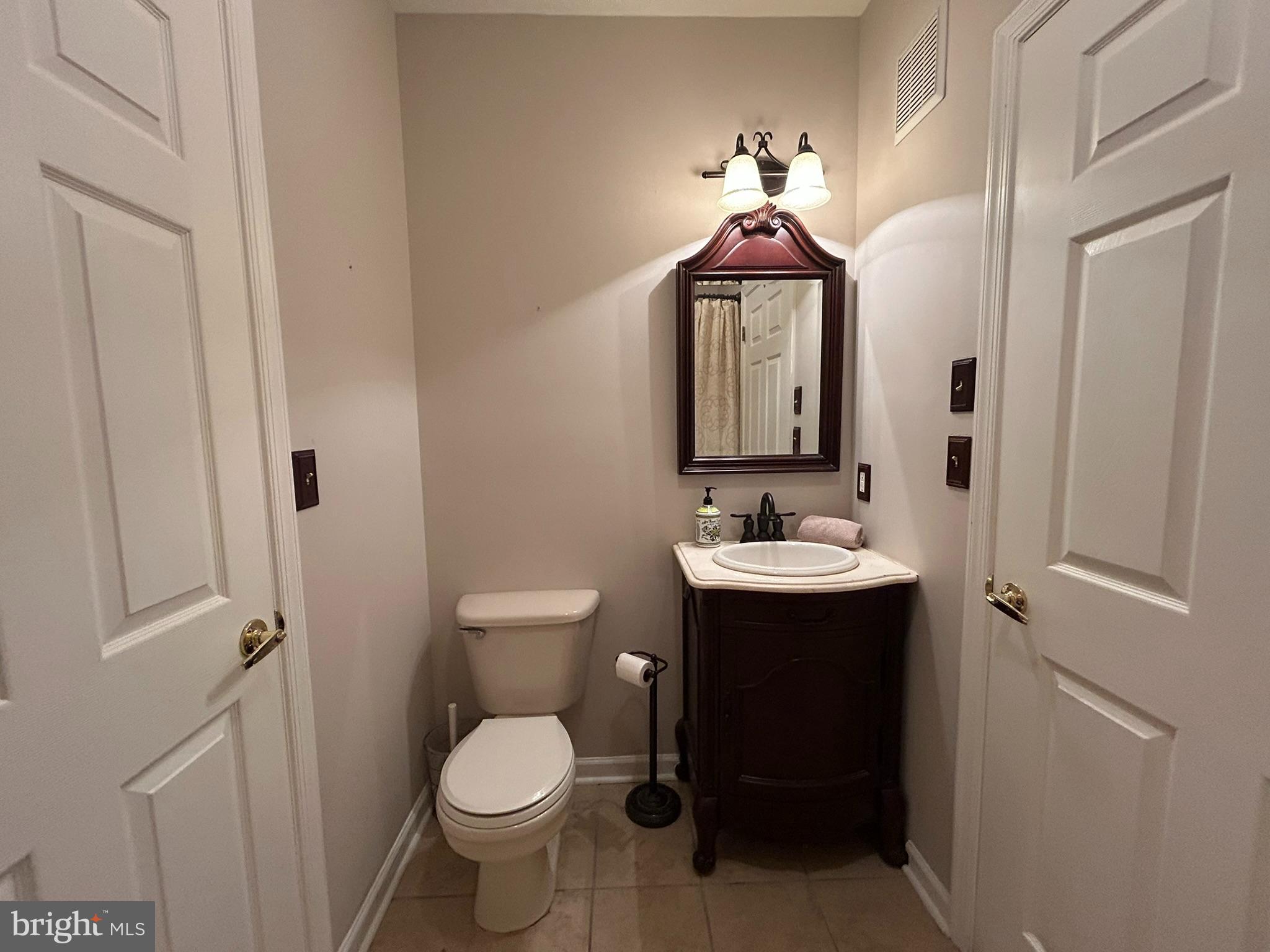 STUARTS KEEP - Residential