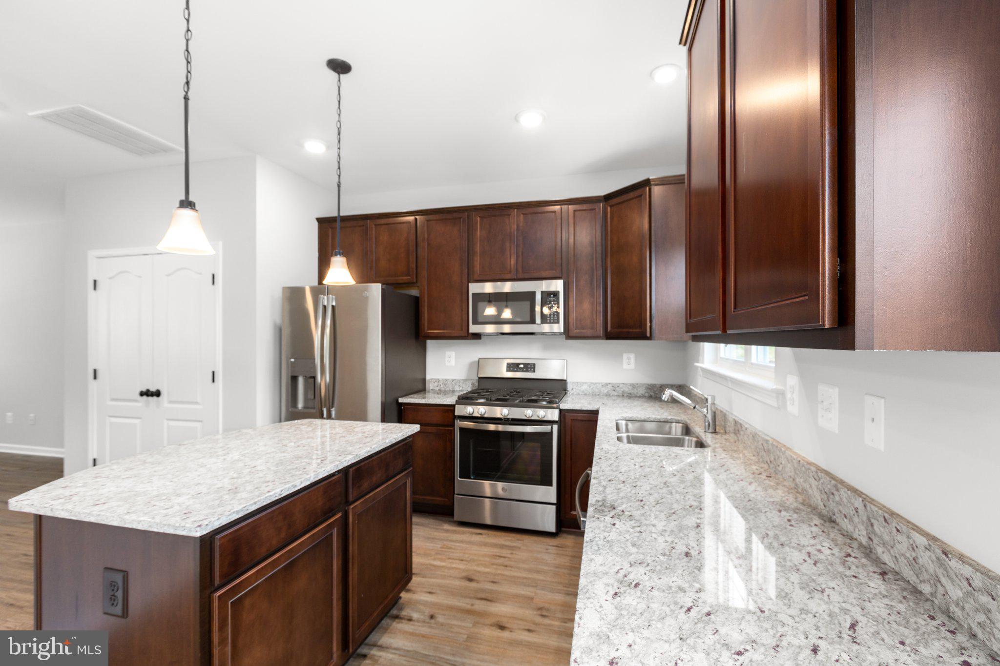 MALLARD LANDING - Residential Lease