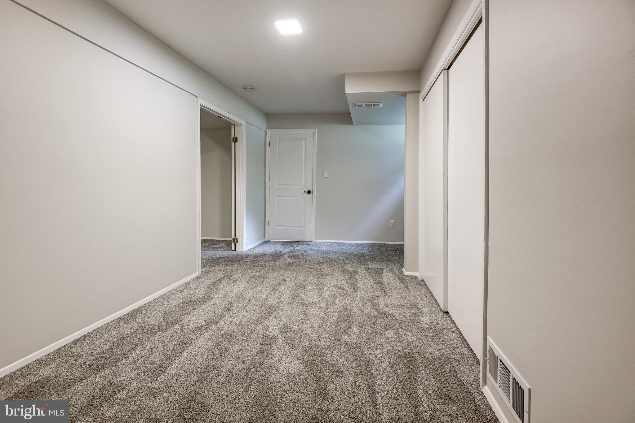 BANNOCKBURN ESTATES - Residential