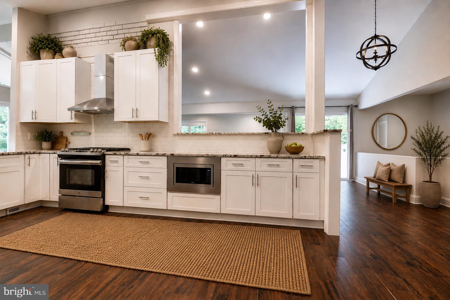 BANNOCKBURN ESTATES - Residential