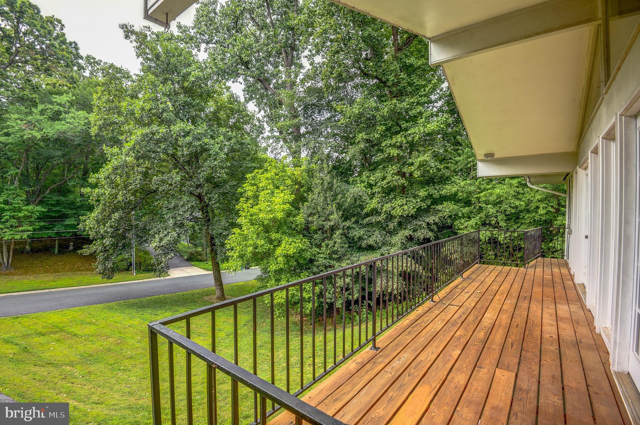 BANNOCKBURN ESTATES - Residential