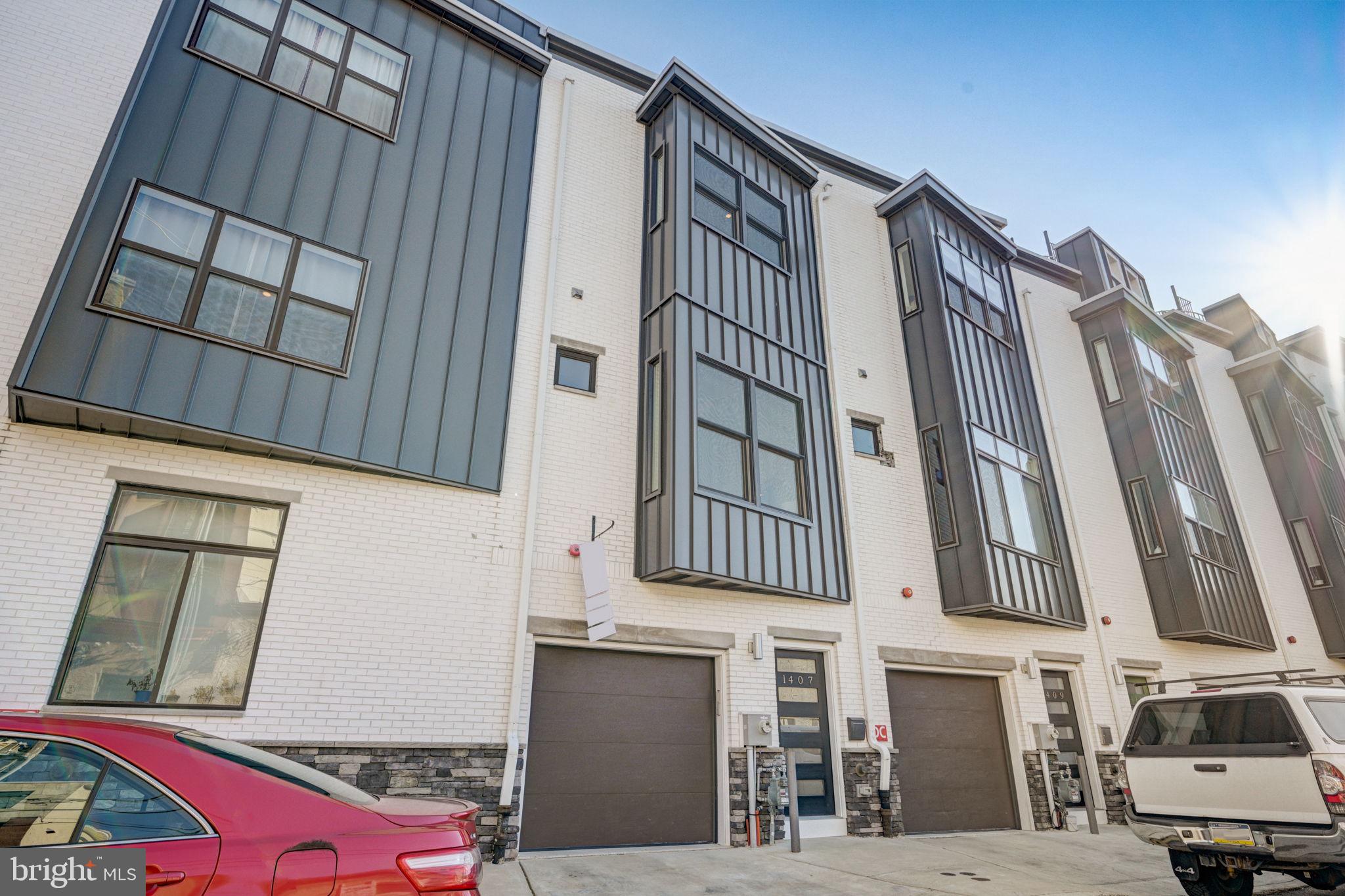 PASSYUNK SQUARE - Residential