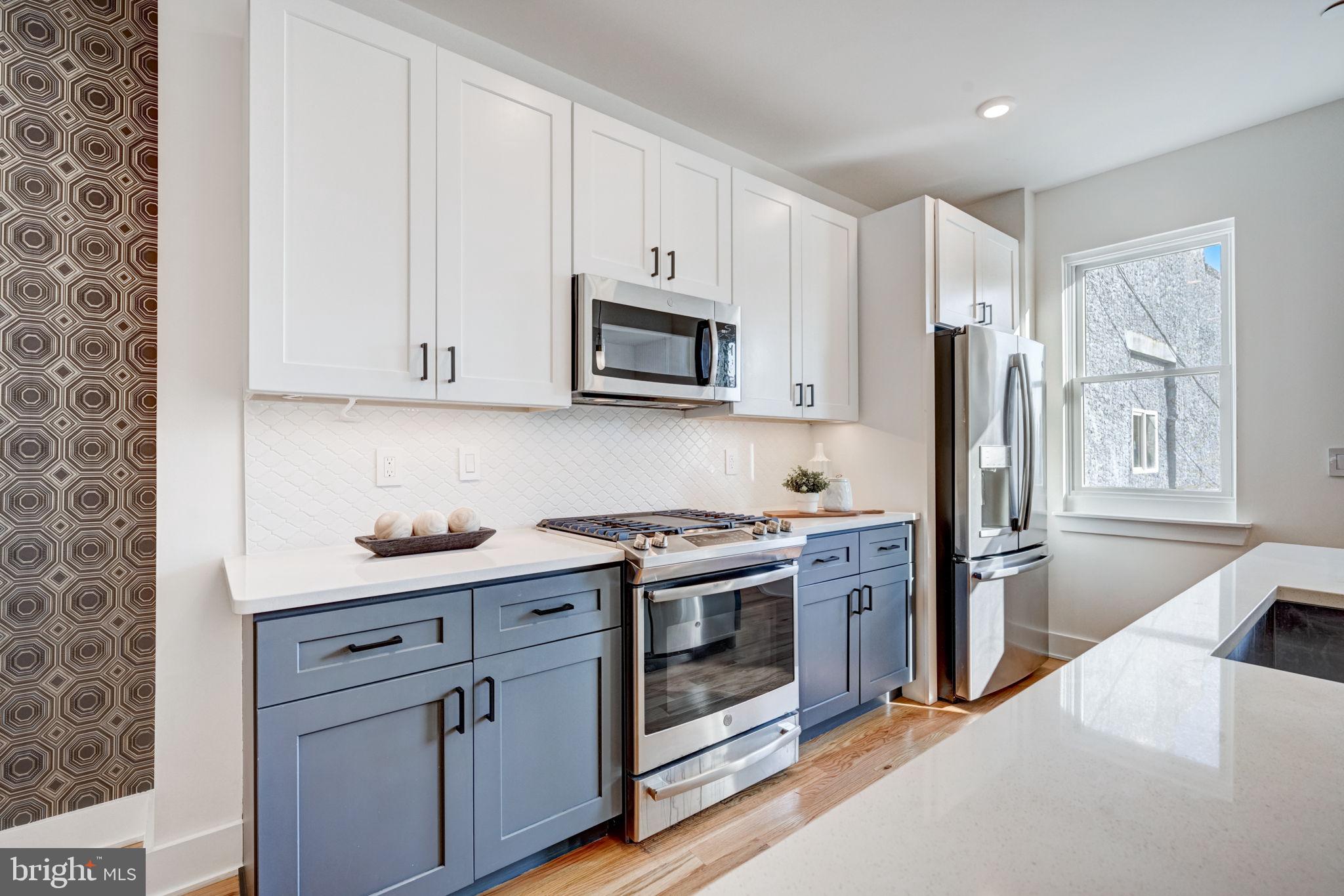 PASSYUNK SQUARE - Residential