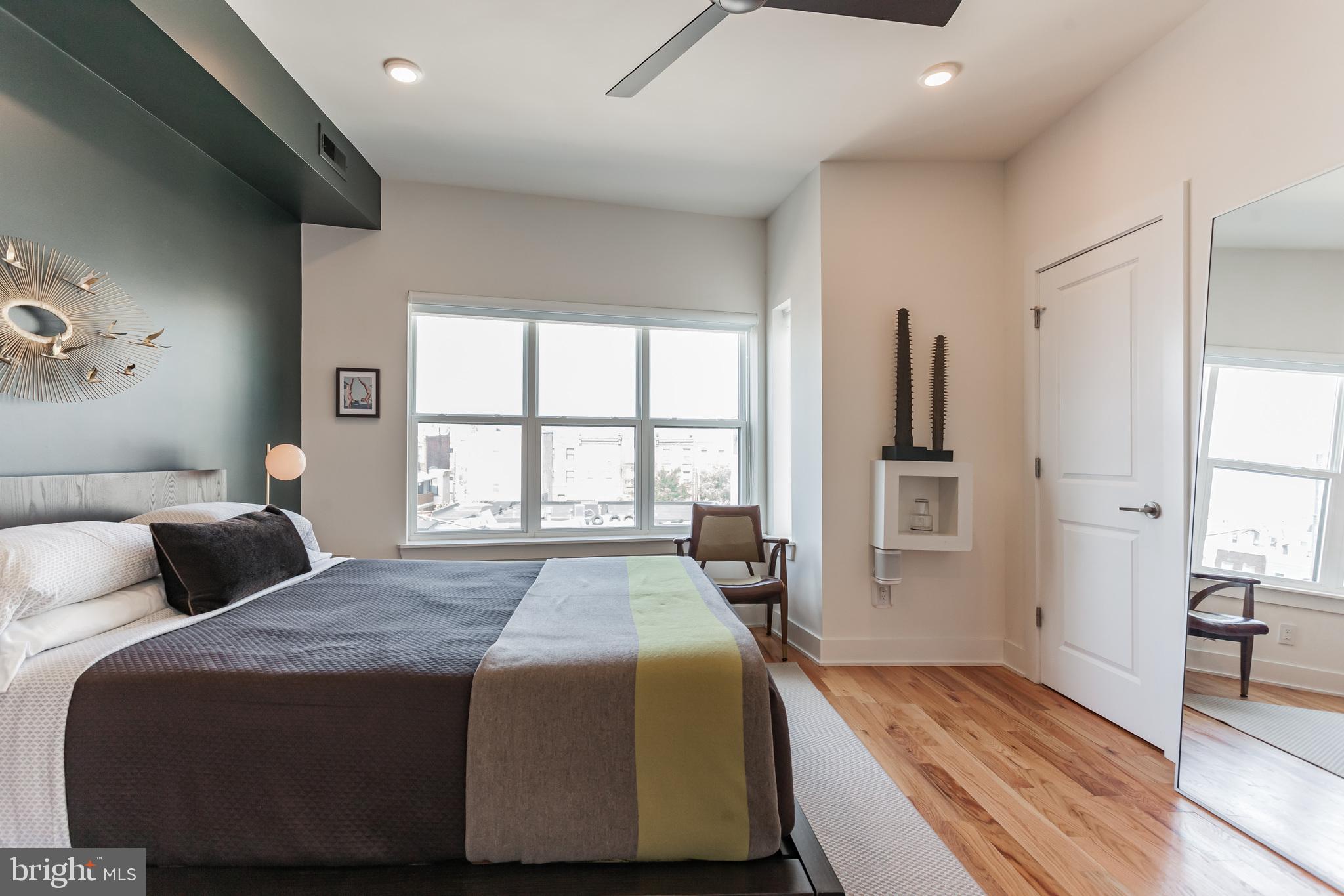 PASSYUNK SQUARE - Residential