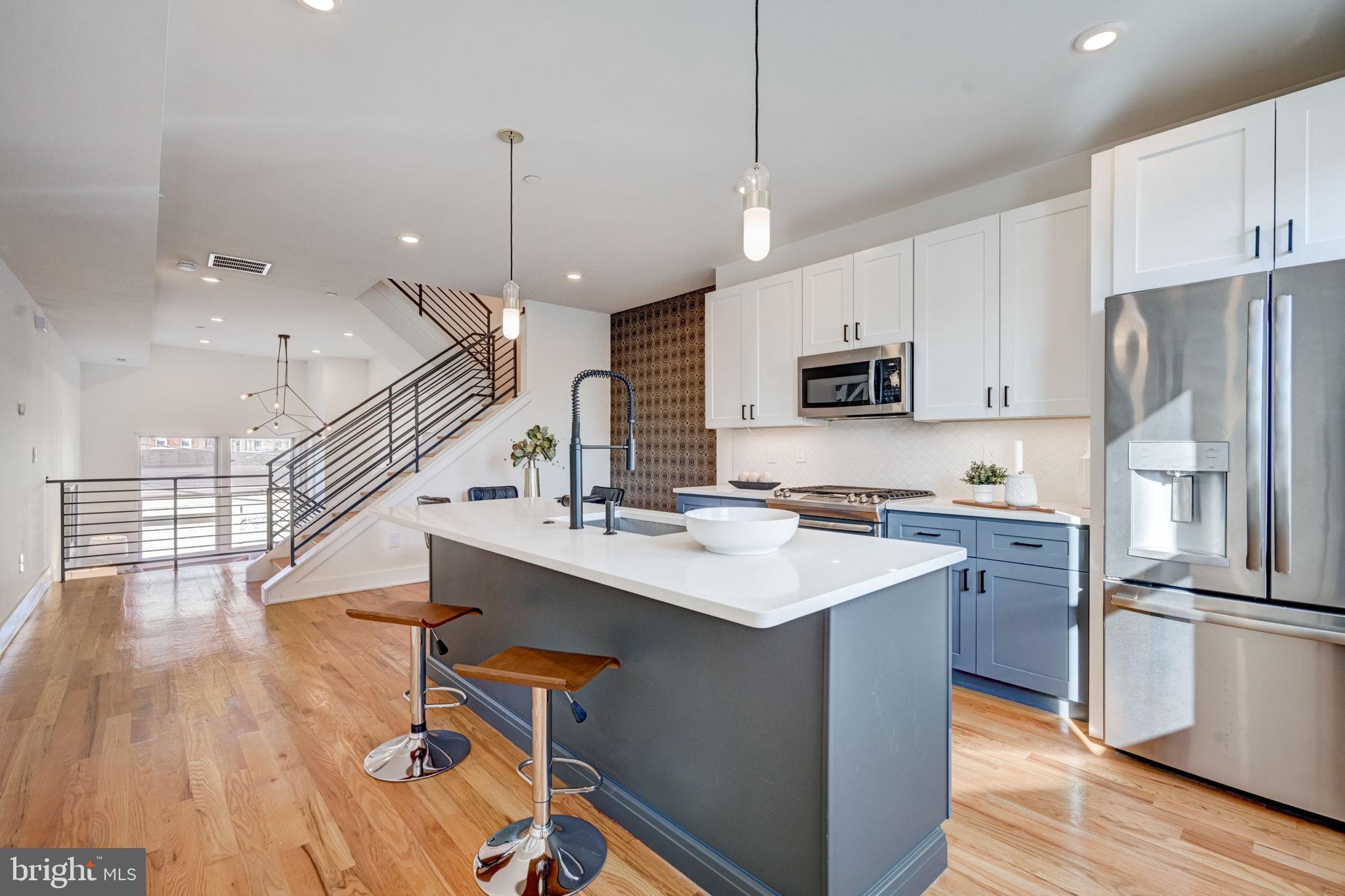 PASSYUNK SQUARE - Residential