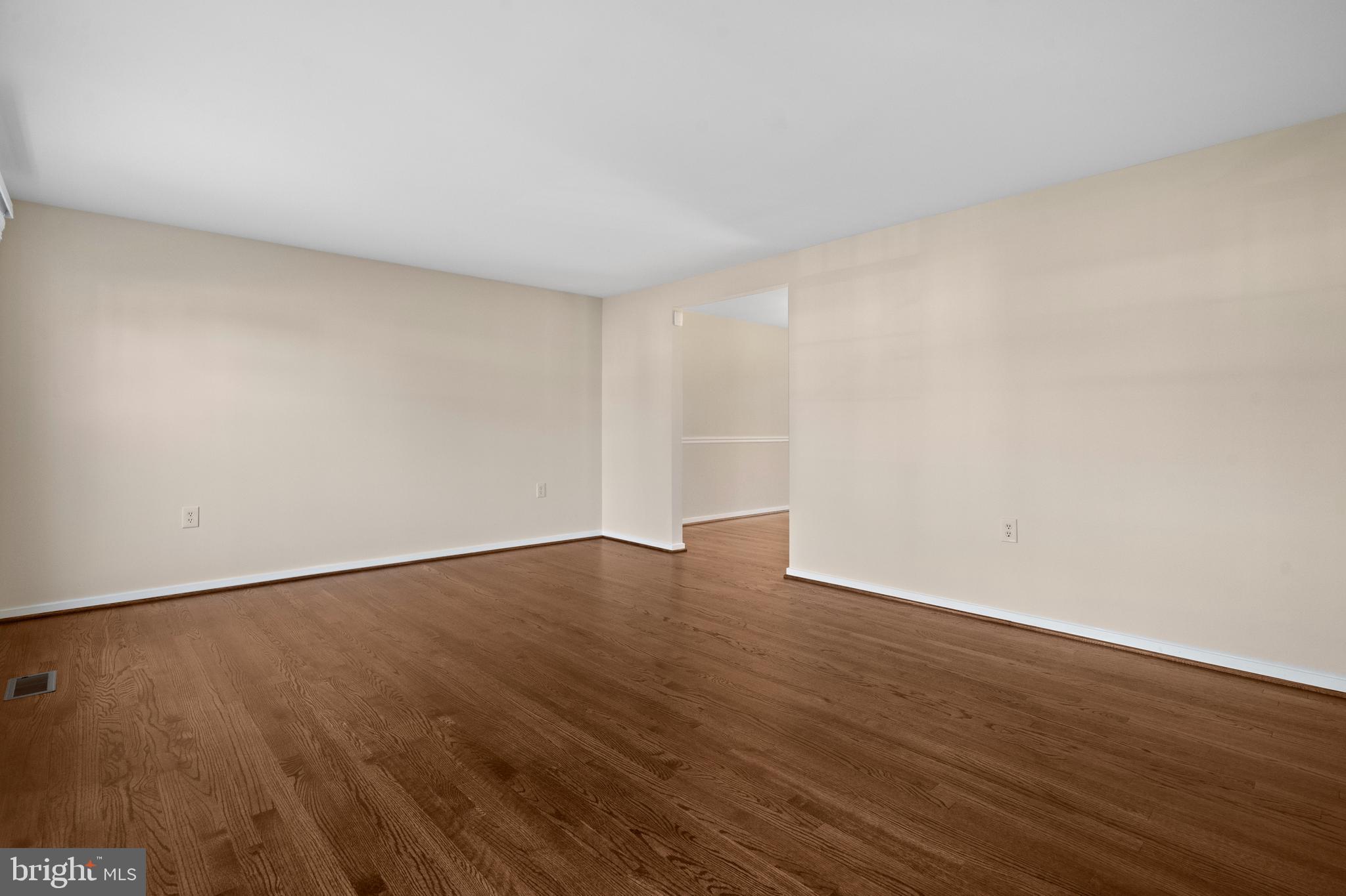 FOX MILL ESTATES - Residential