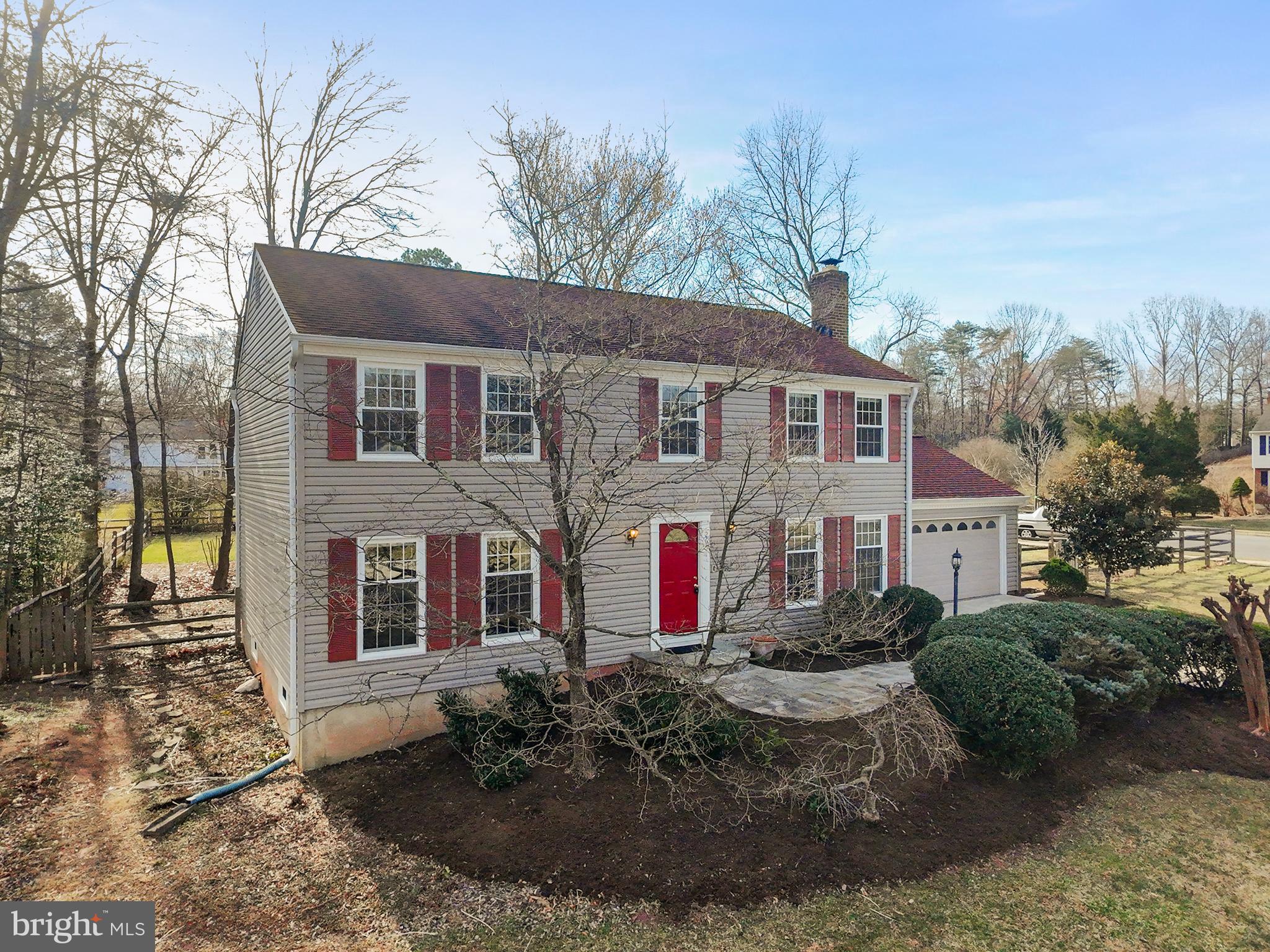 FOX MILL ESTATES - Residential