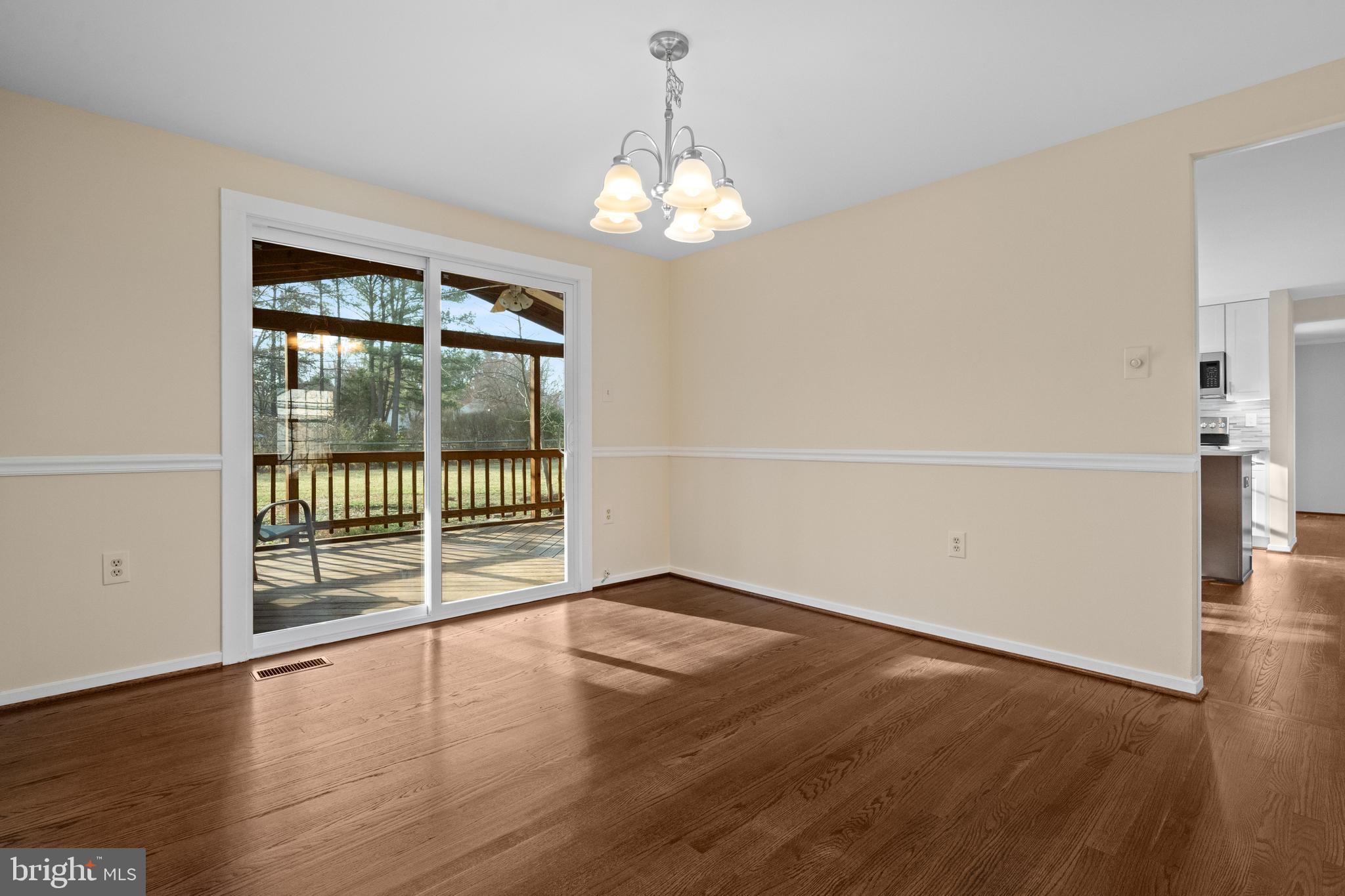 FOX MILL ESTATES - Residential