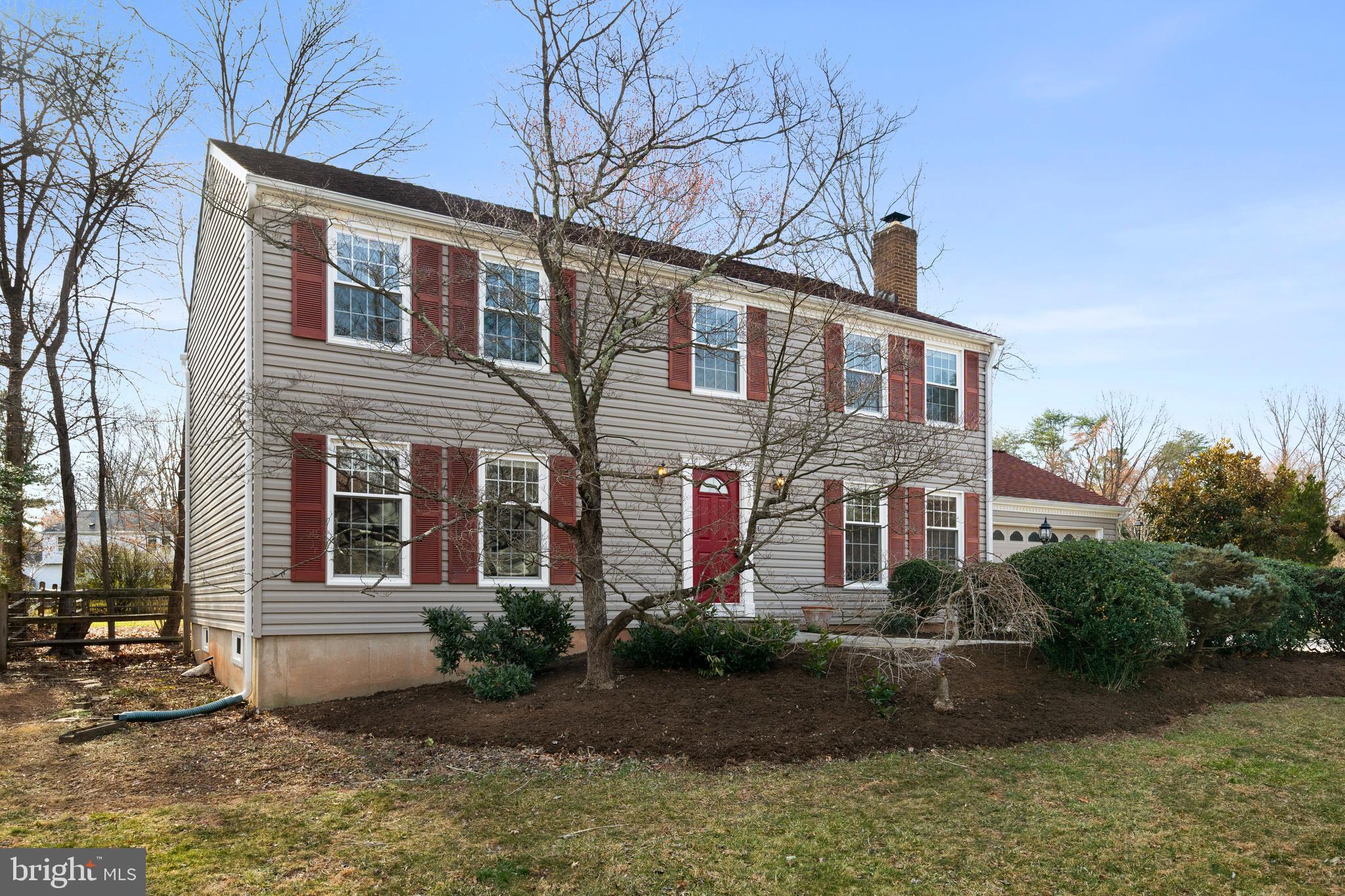FOX MILL ESTATES - Residential