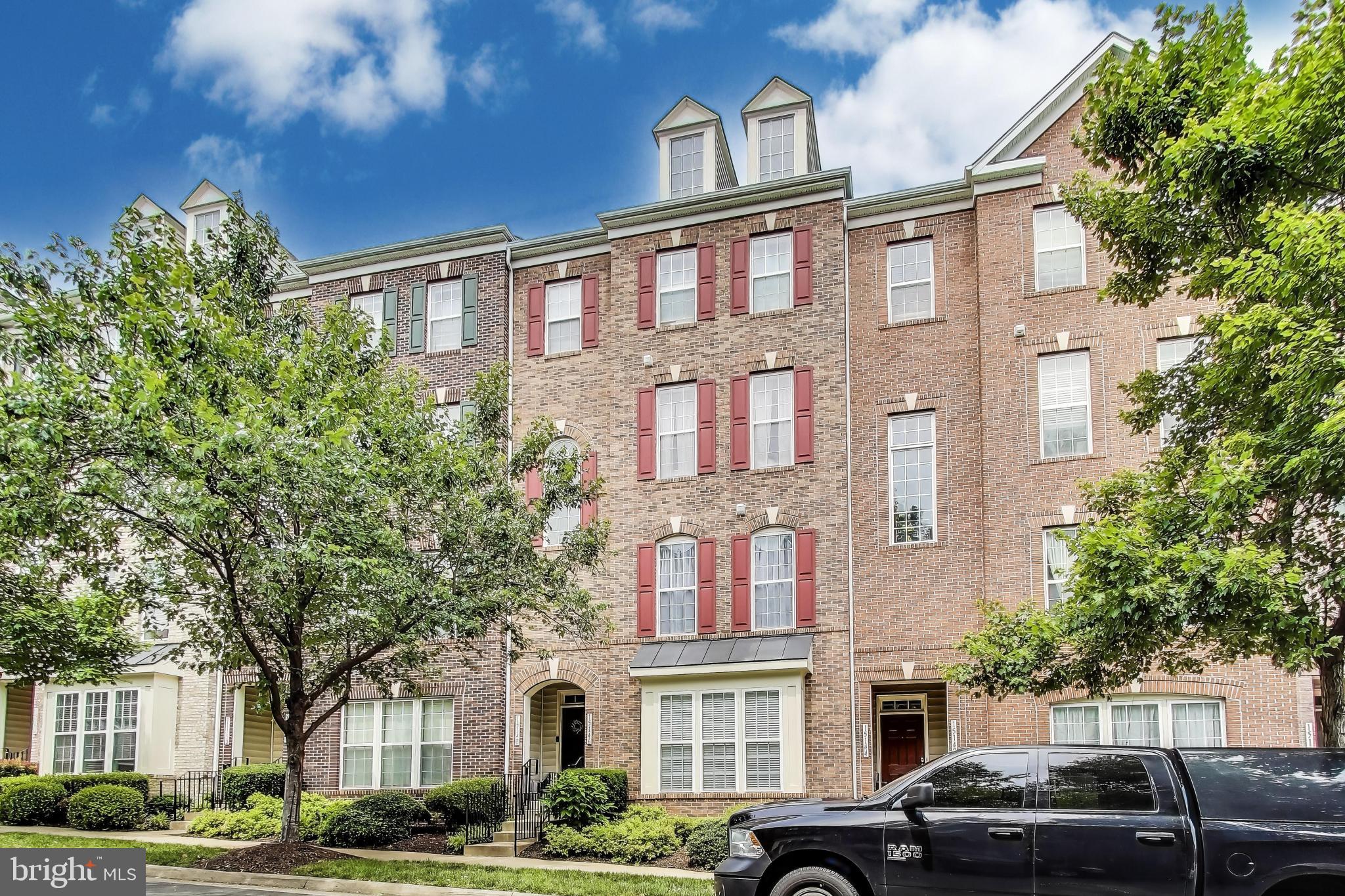 POTOMAC CLUB - Residential