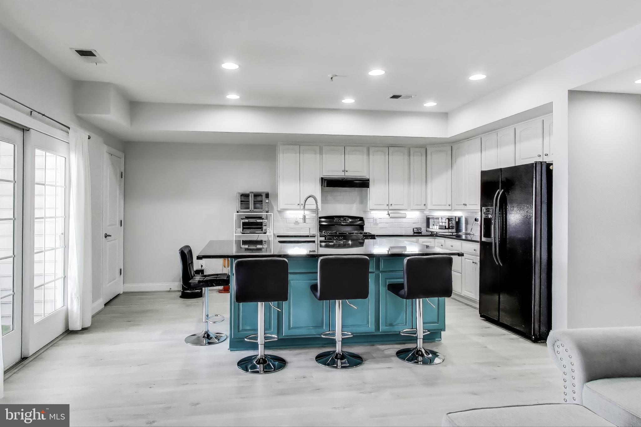 POTOMAC CLUB - Residential